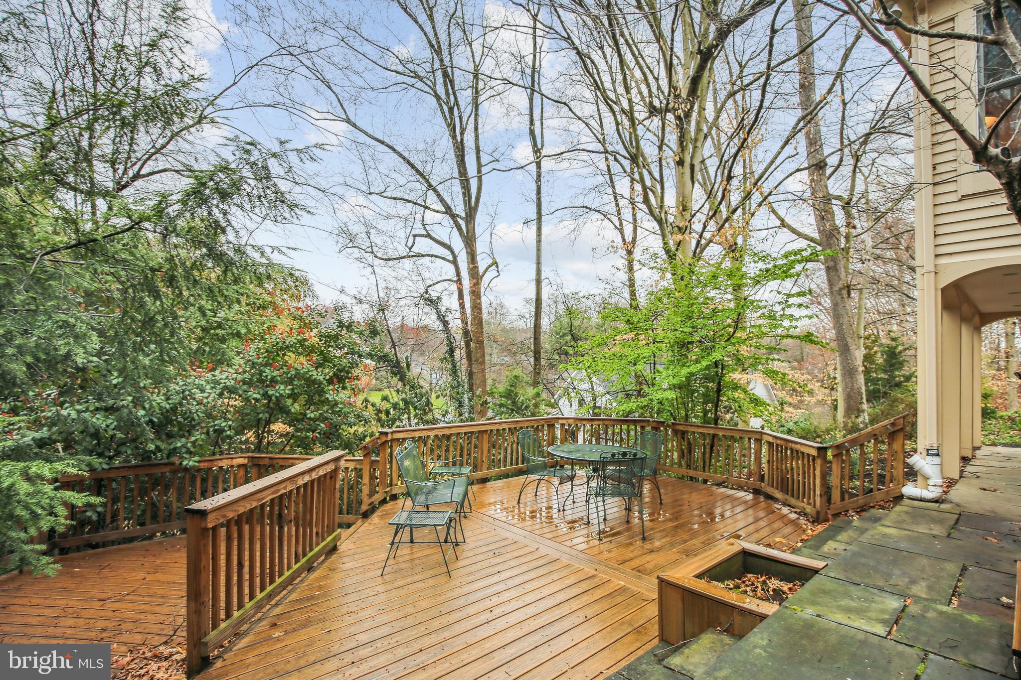 SEMINARY RIDGE - Residential