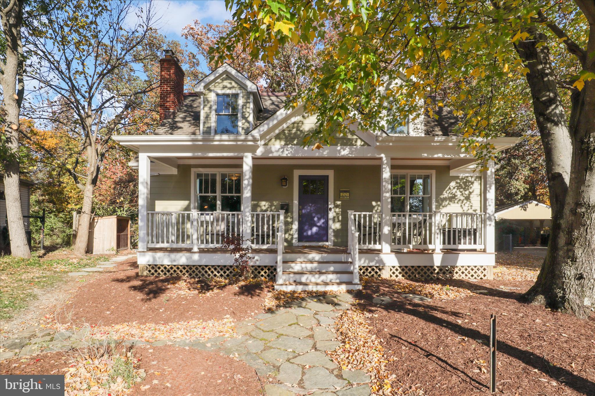 2325 S BUCHANAN STREET