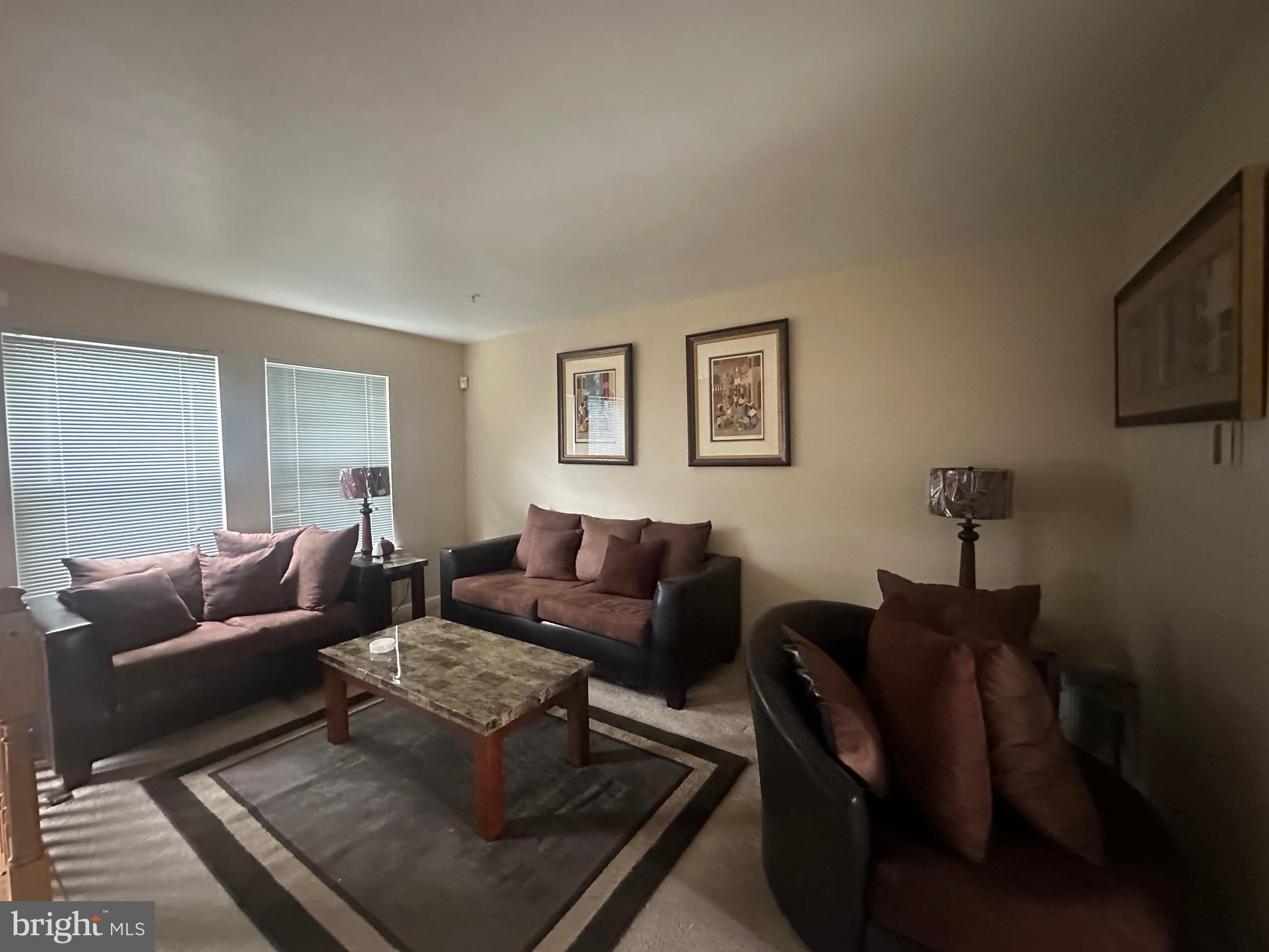 COLONY SQUARE - Residential