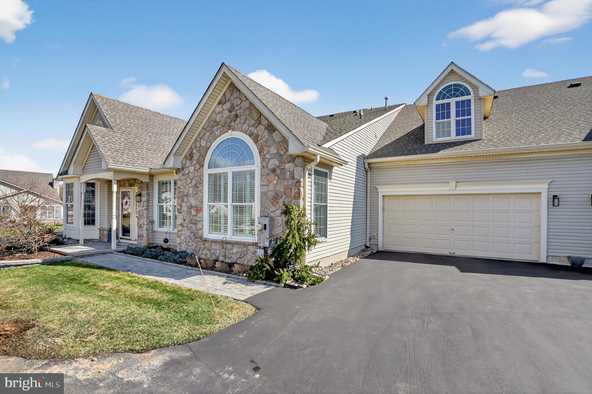 FLOWERS MILL - Residential