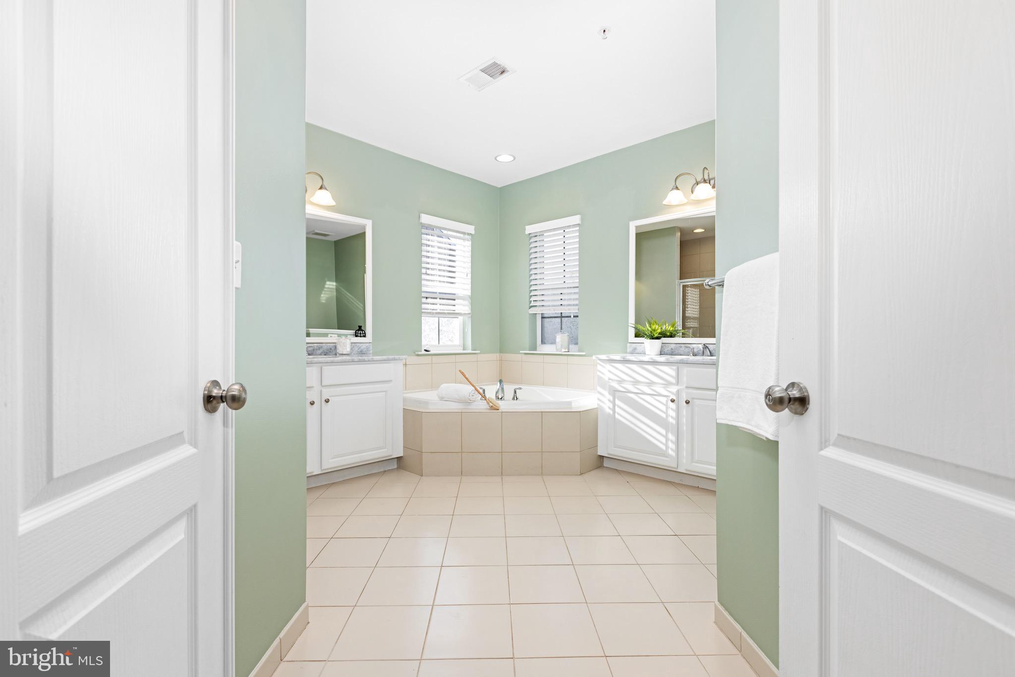 EASTPORT - Residential