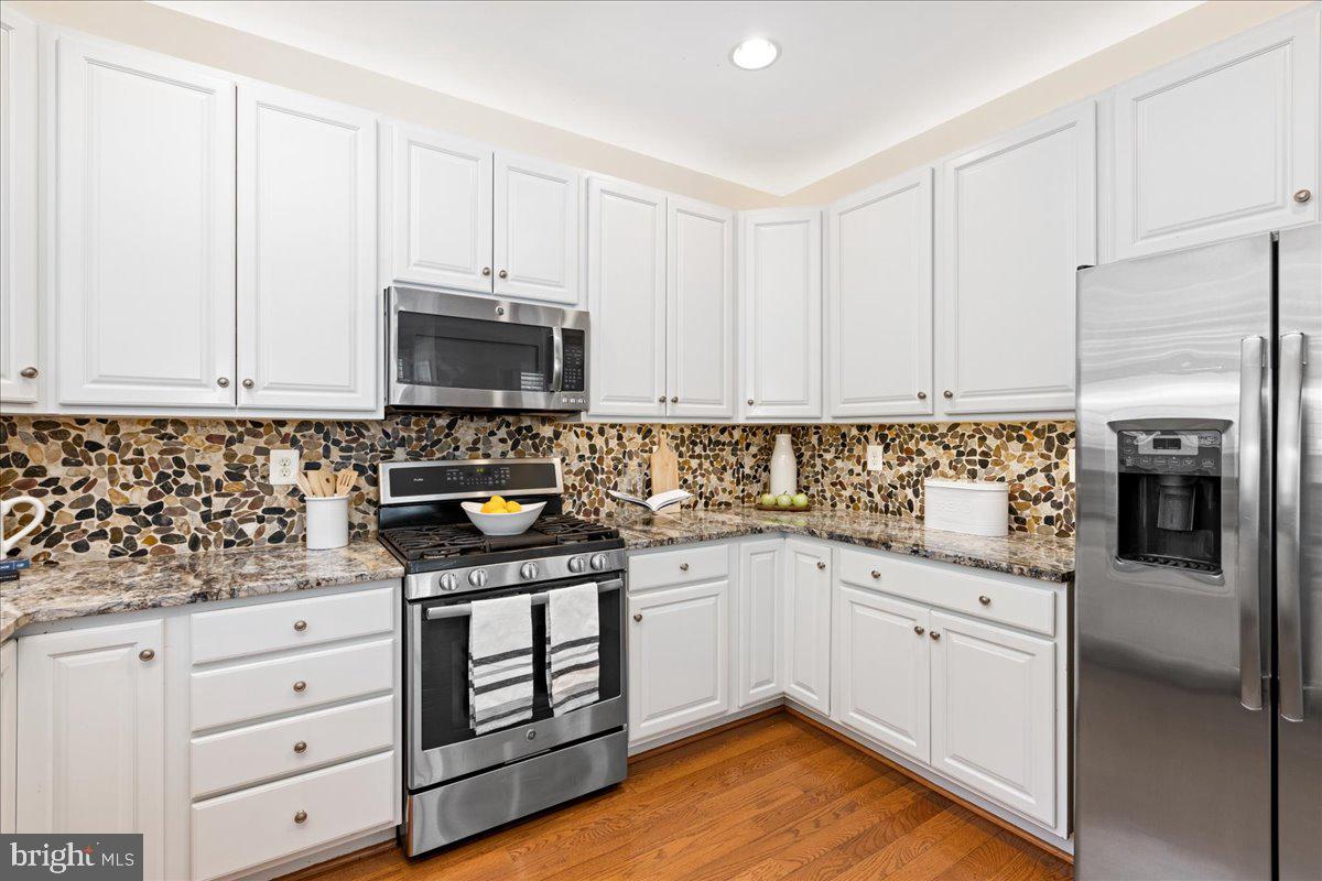 EASTPORT - Residential