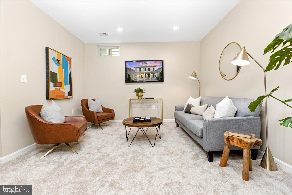 EASTPORT - Residential