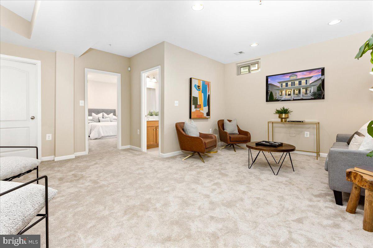 EASTPORT - Residential