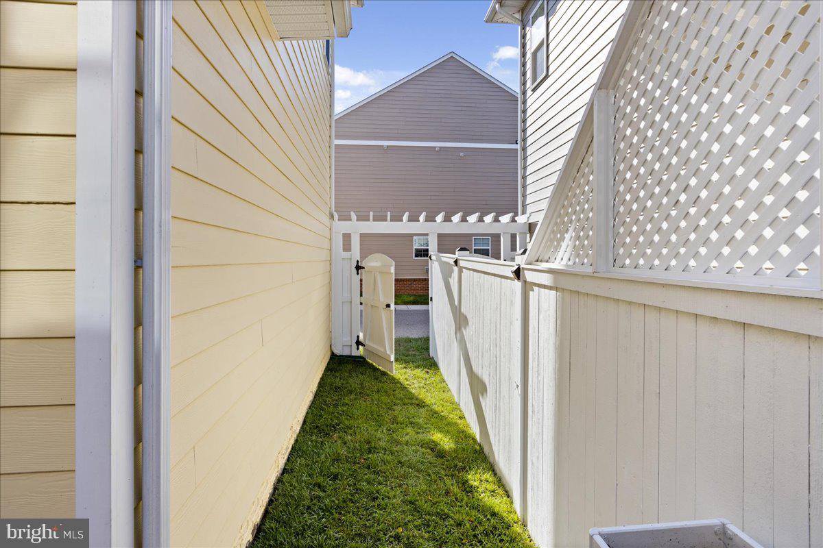 EASTPORT - Residential