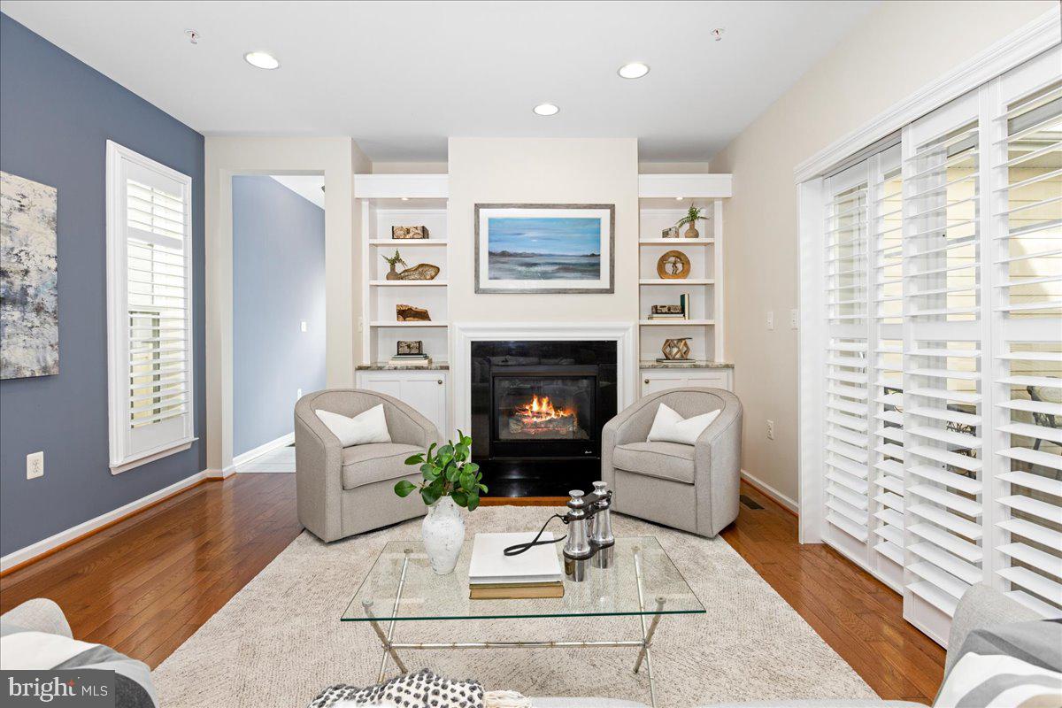 EASTPORT - Residential