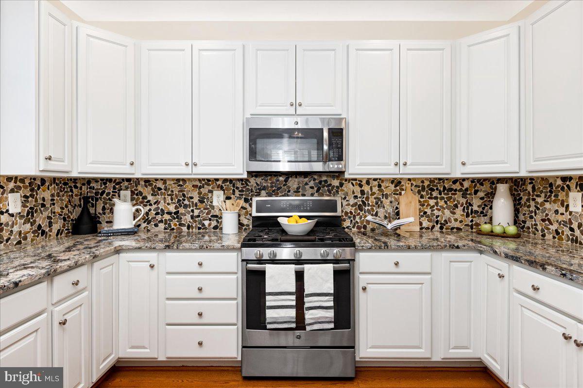 EASTPORT - Residential