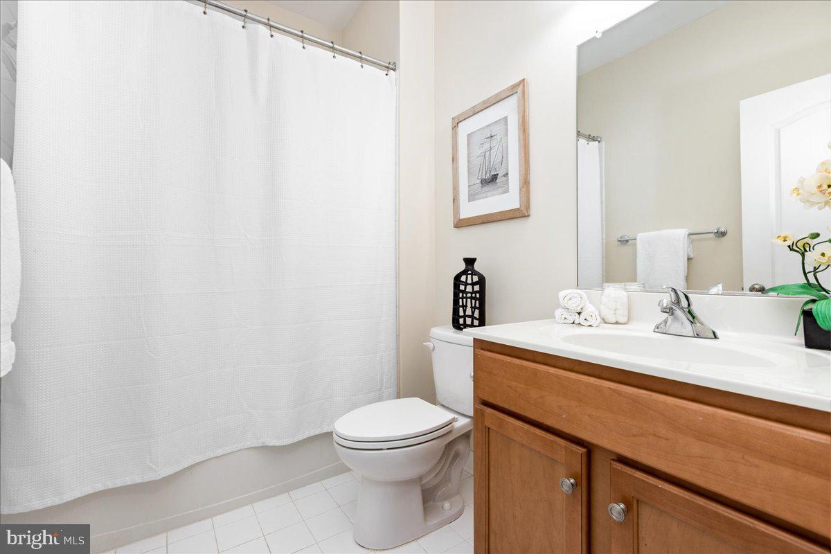 EASTPORT - Residential