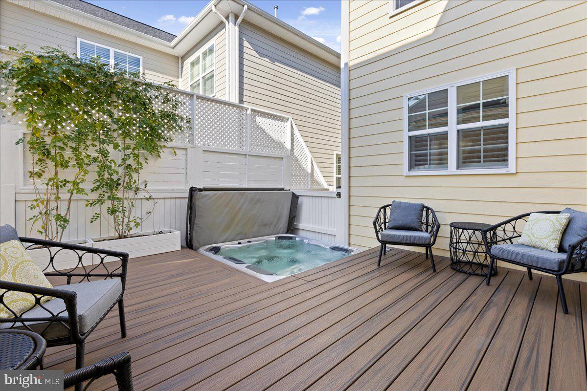 EASTPORT - Residential