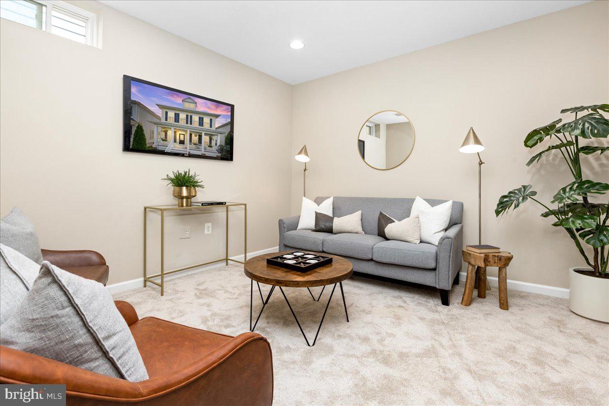 EASTPORT - Residential