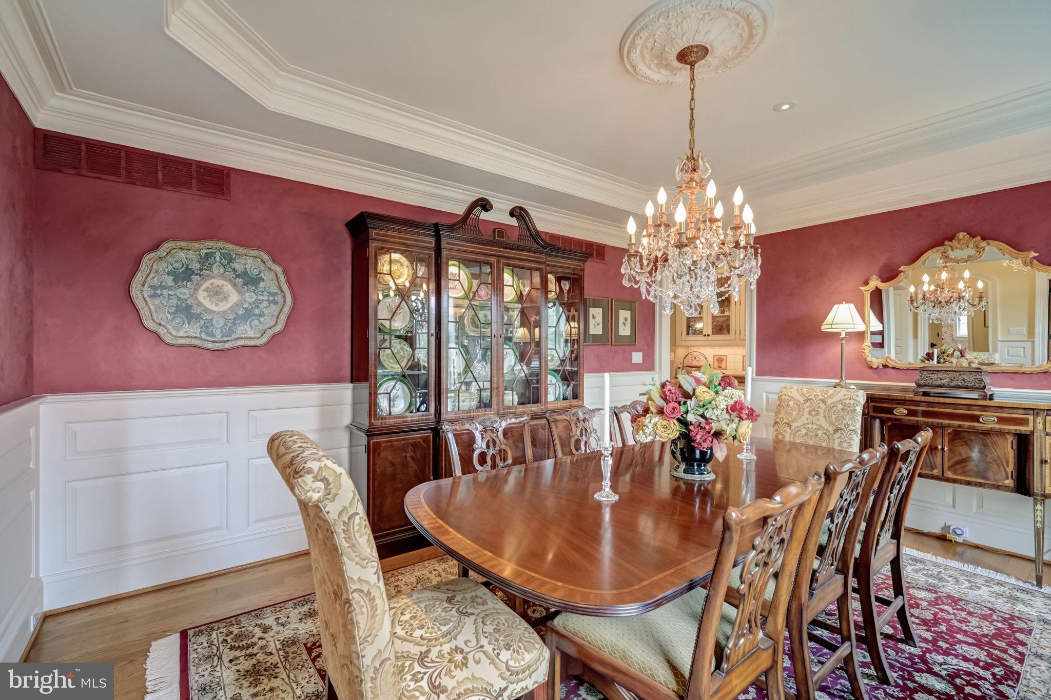 MEADOWBROOK - Residential