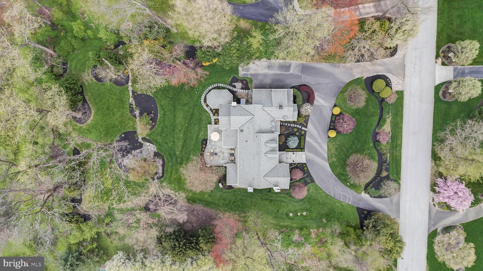 MEADOWBROOK - Residential