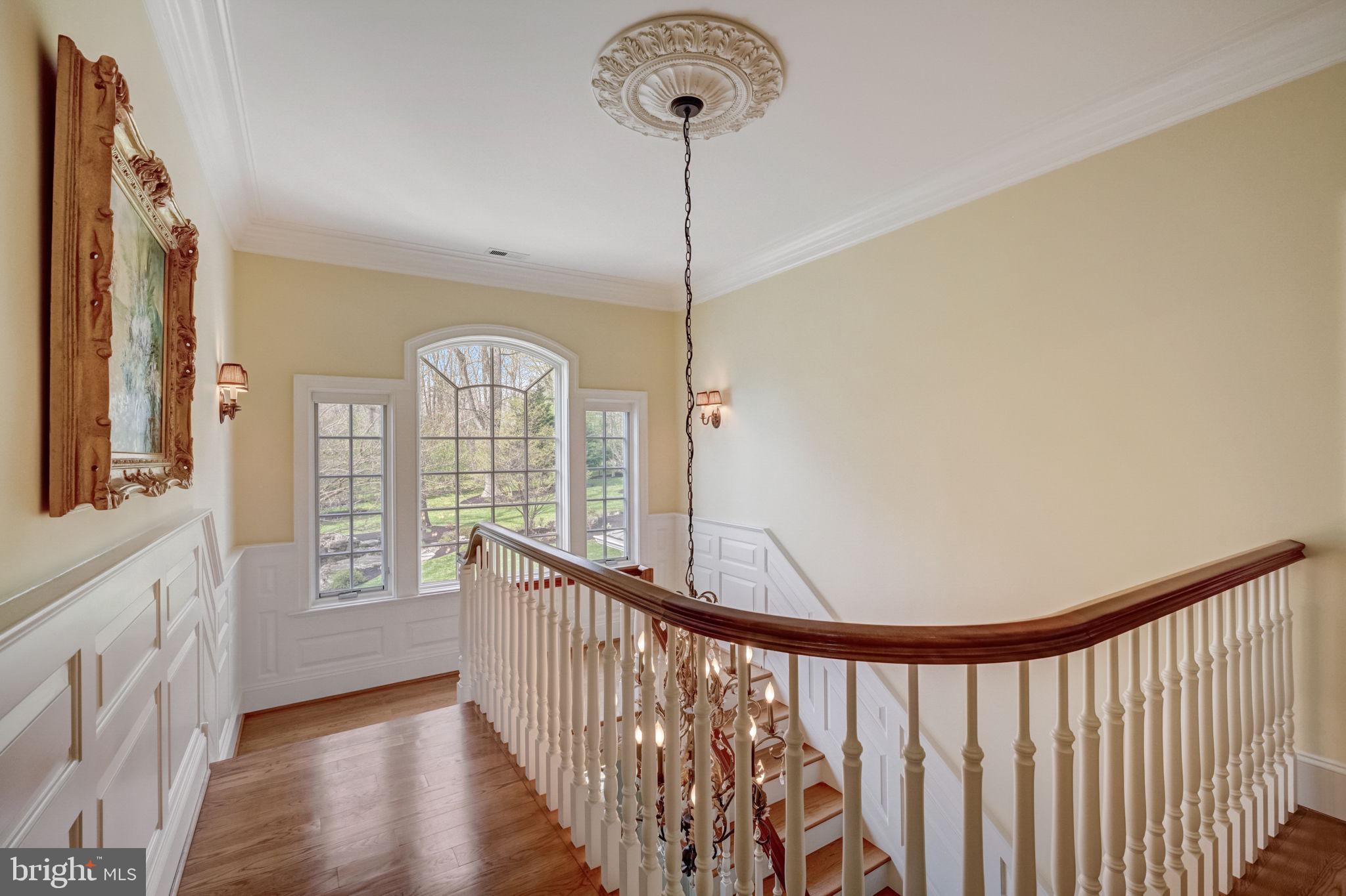 MEADOWBROOK - Residential