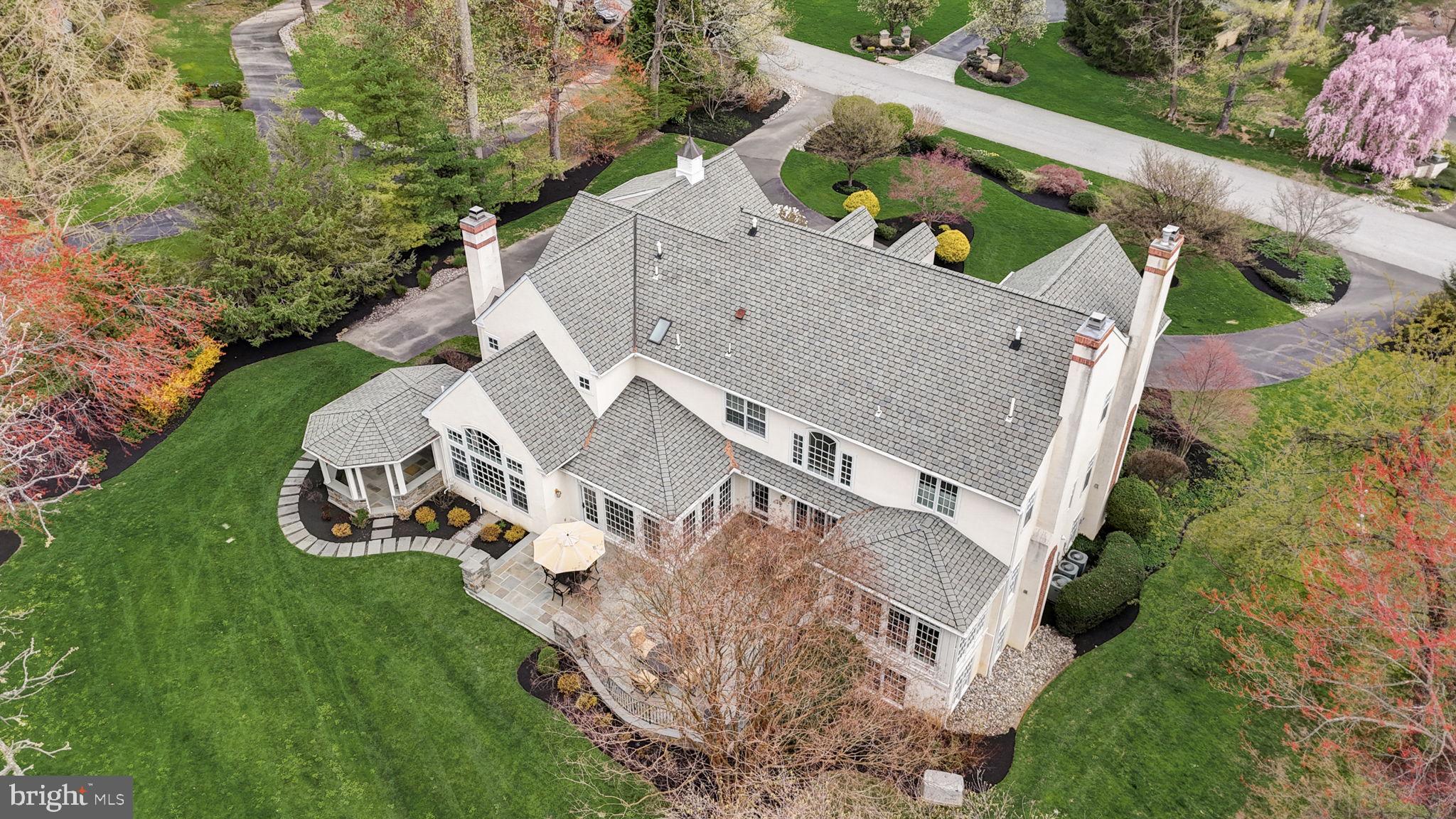 MEADOWBROOK - Residential