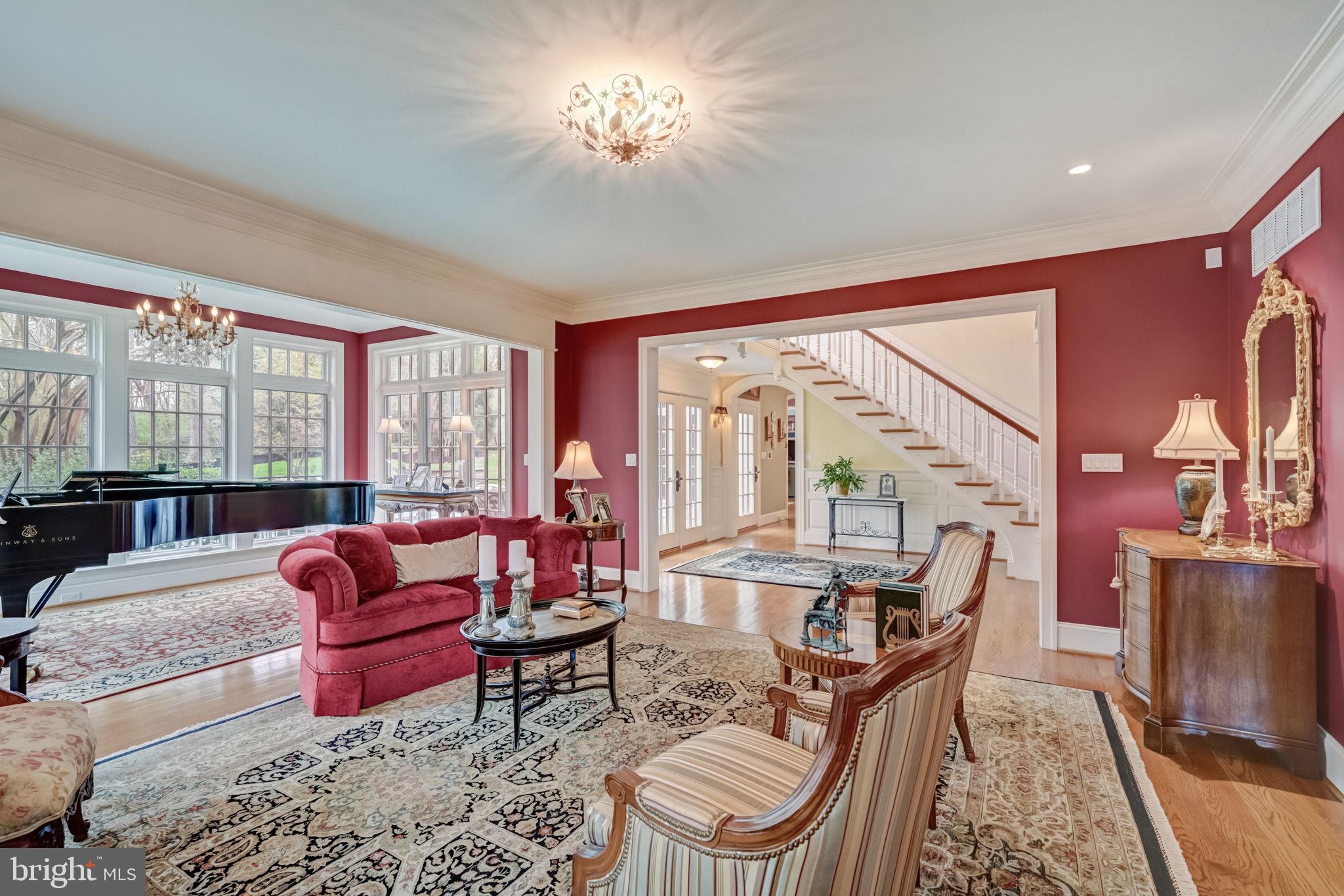 MEADOWBROOK - Residential