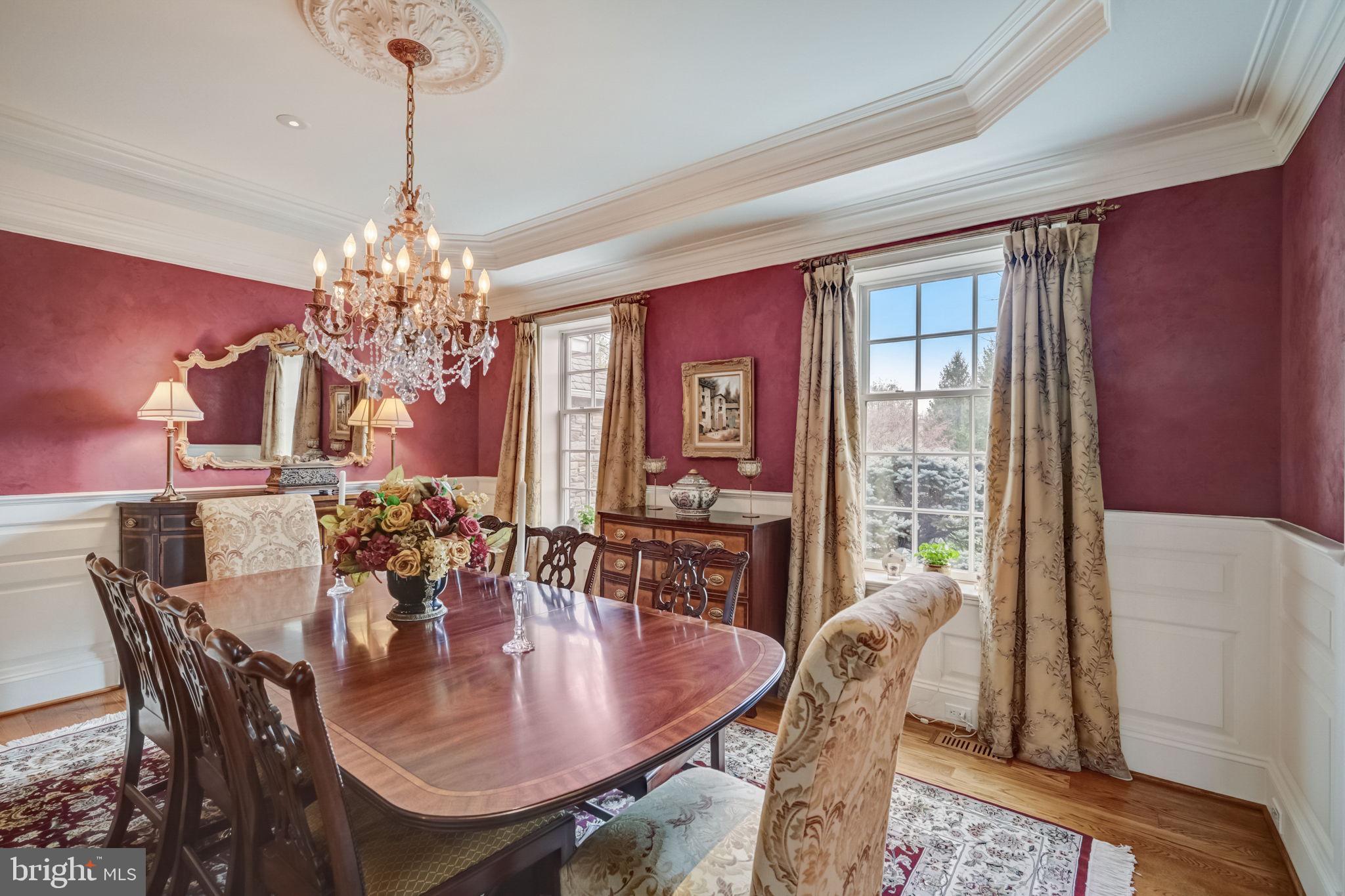 MEADOWBROOK - Residential