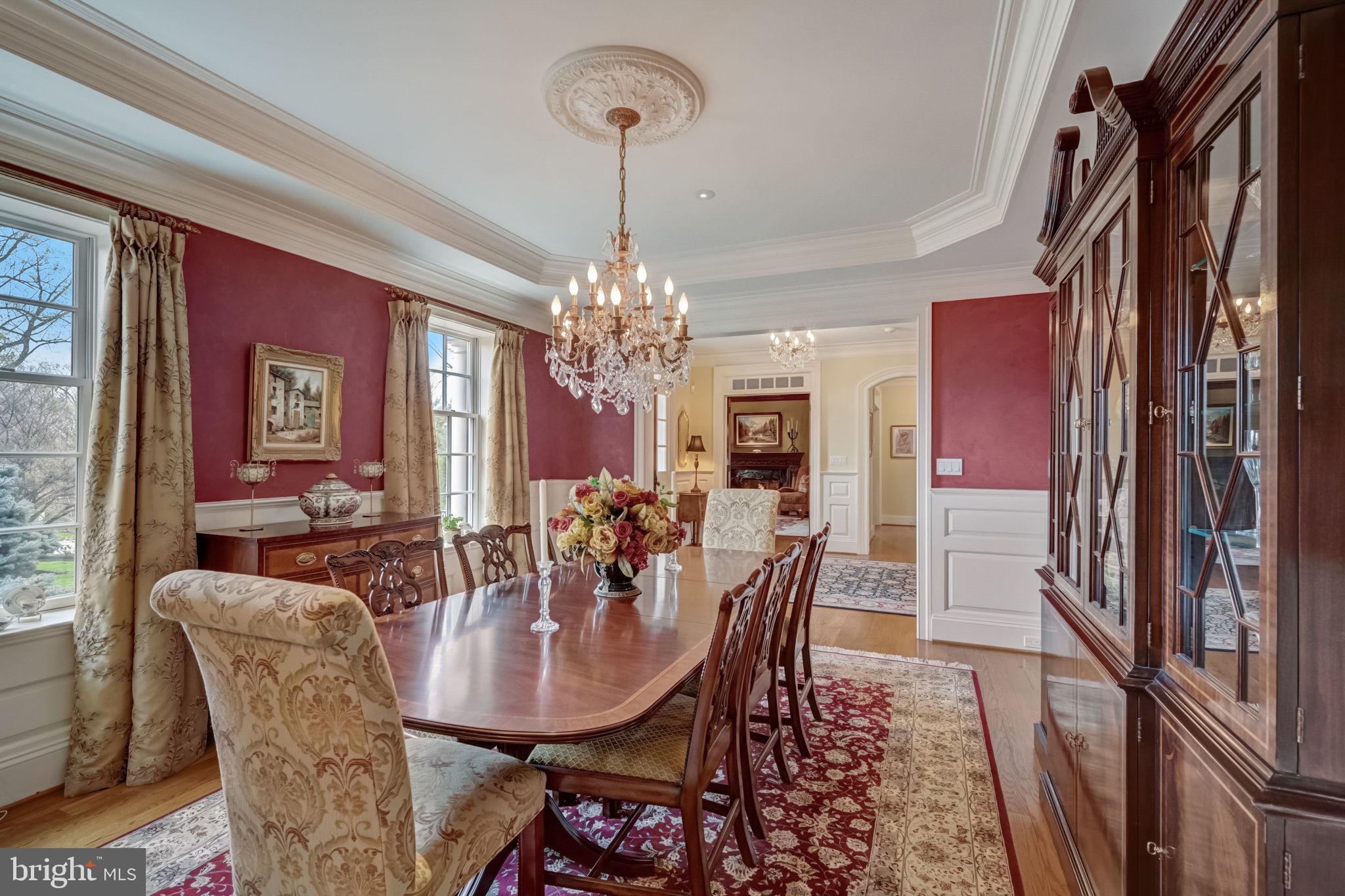 MEADOWBROOK - Residential