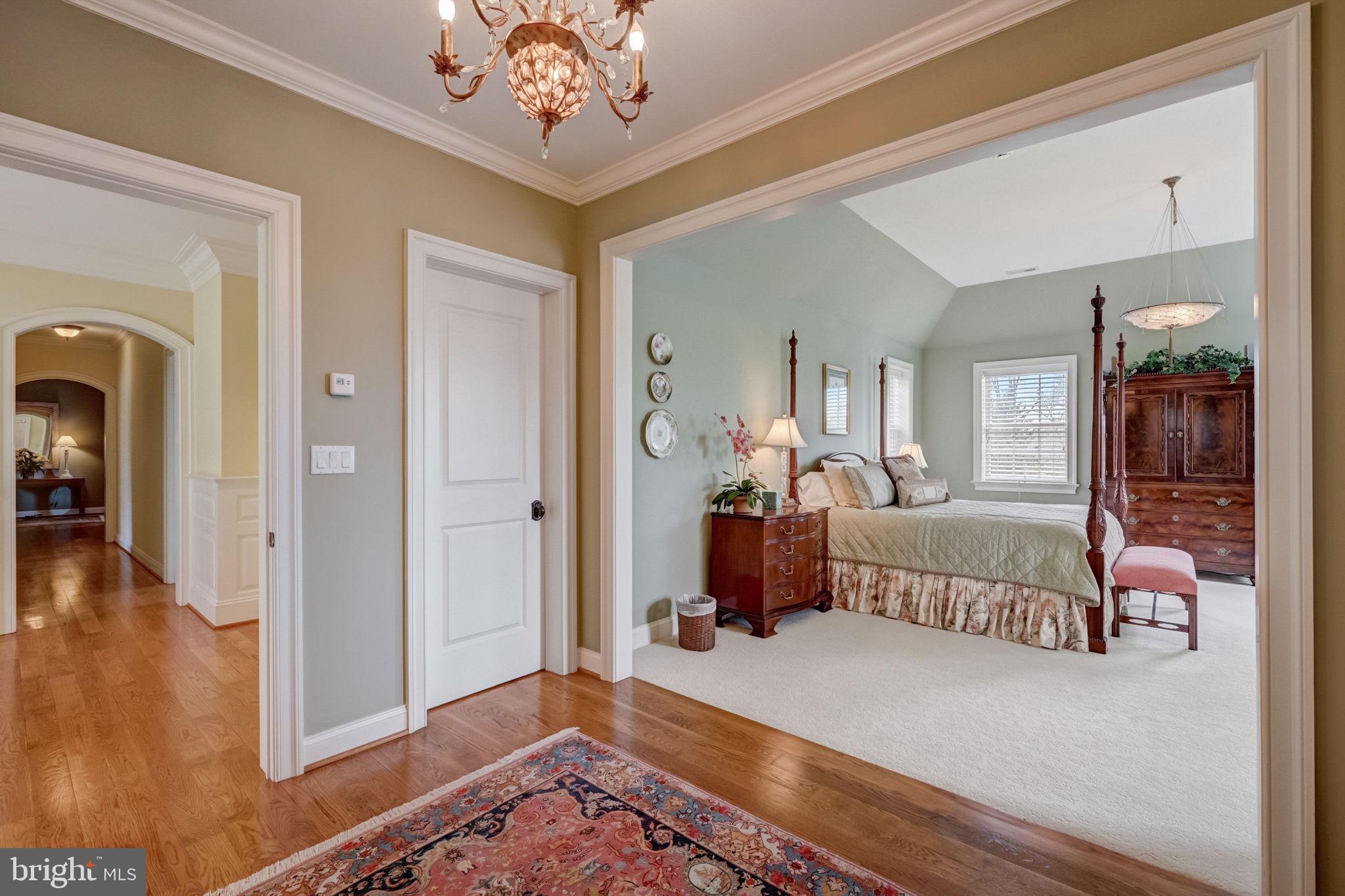 MEADOWBROOK - Residential