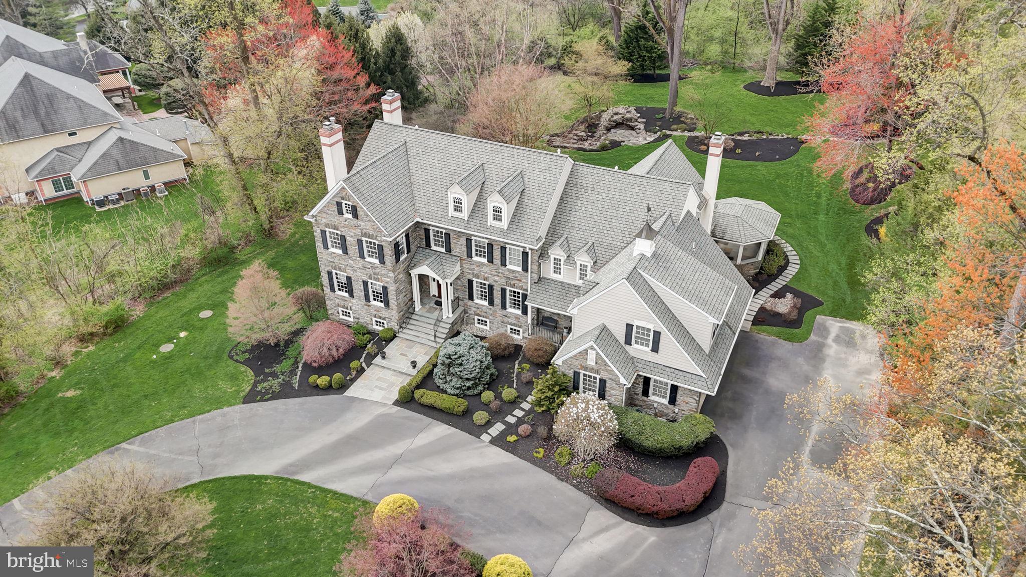 MEADOWBROOK - Residential