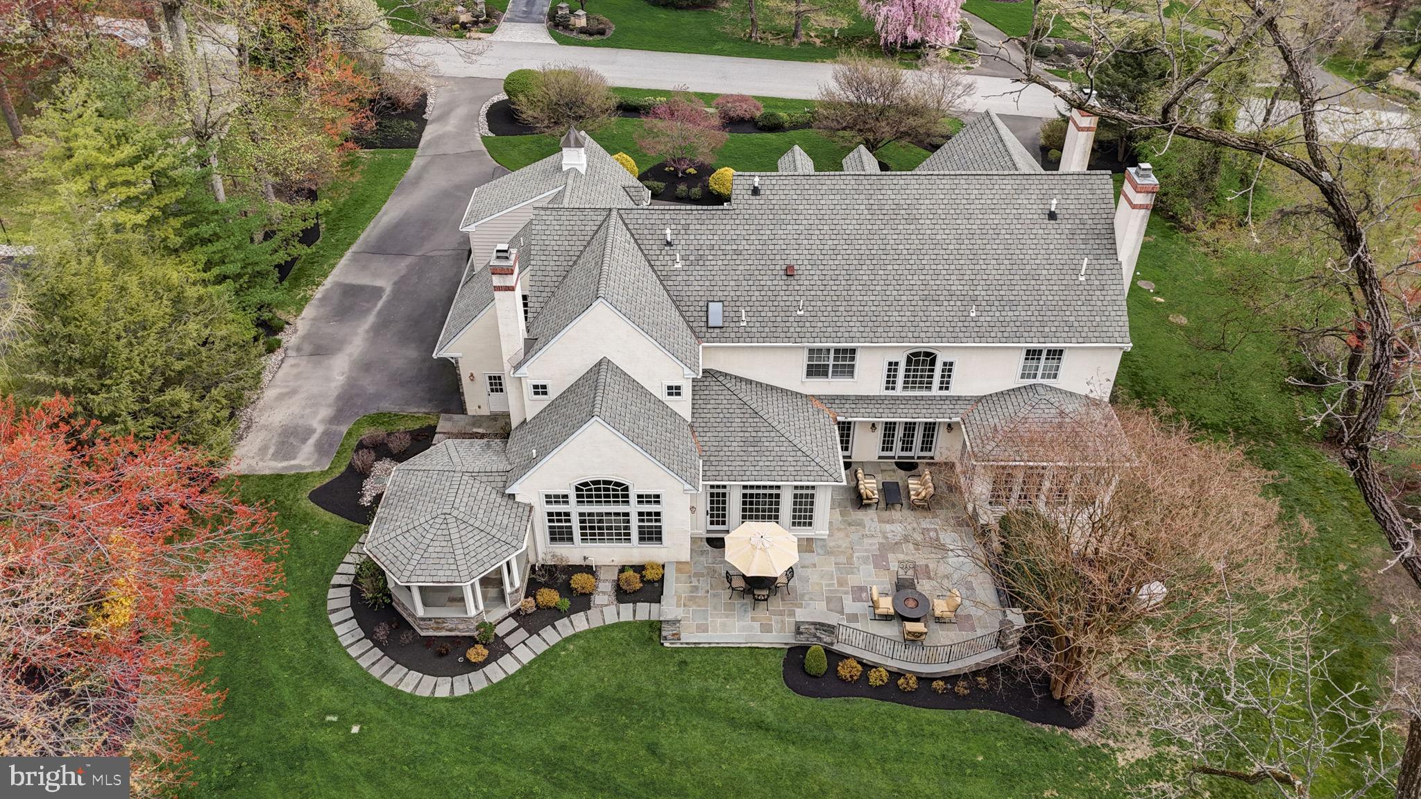 MEADOWBROOK - Residential