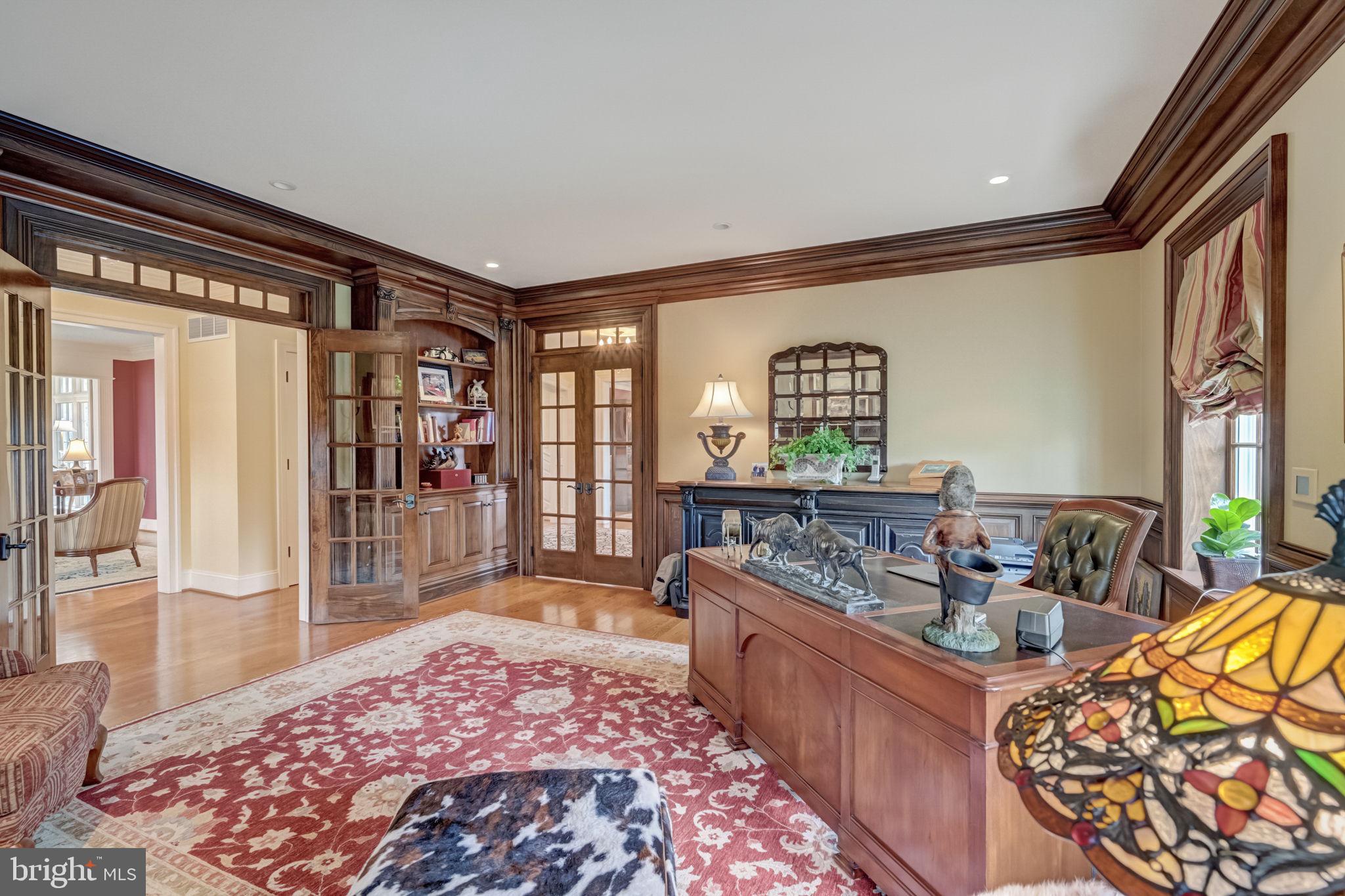 MEADOWBROOK - Residential