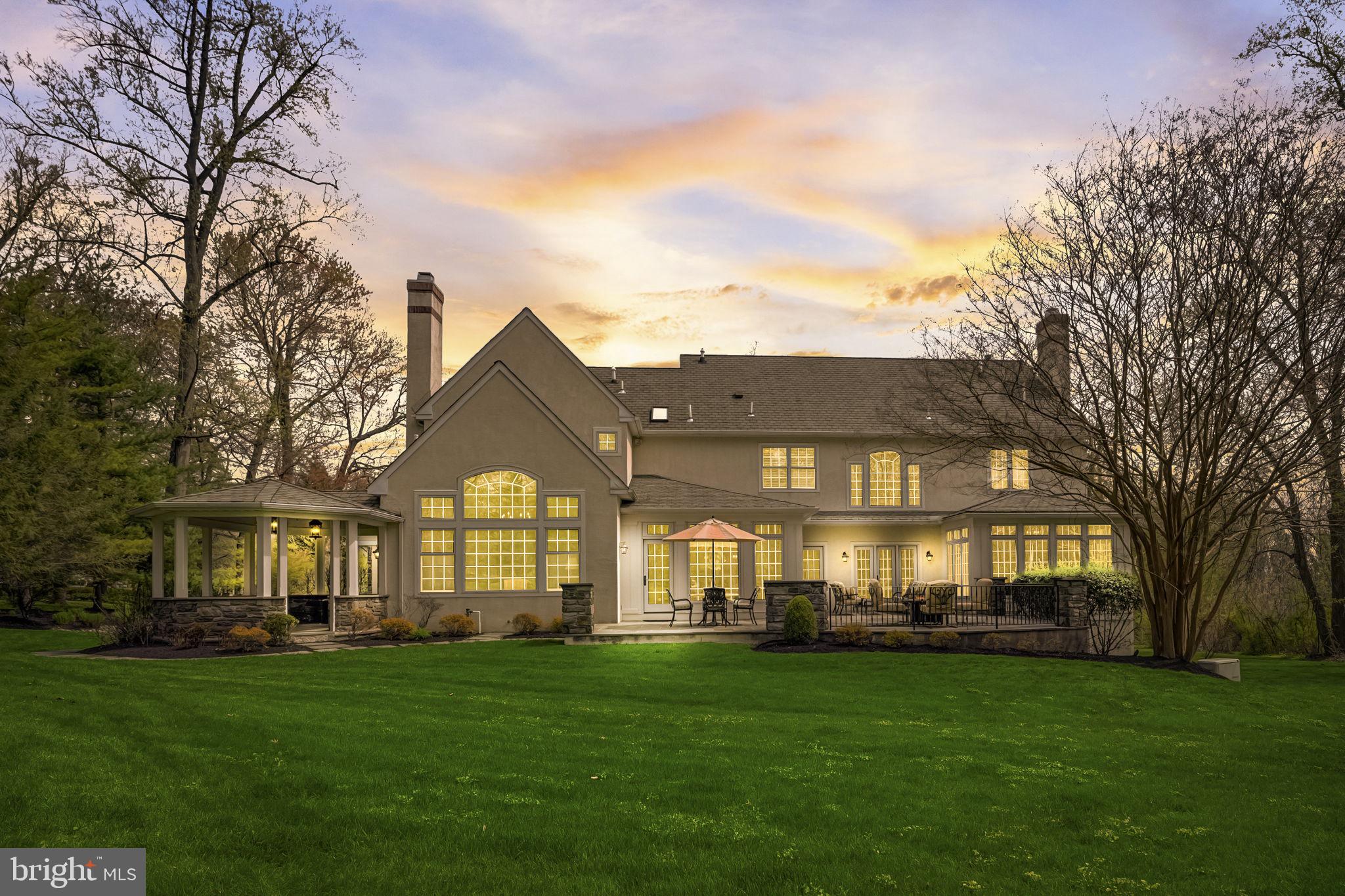 MEADOWBROOK - Residential