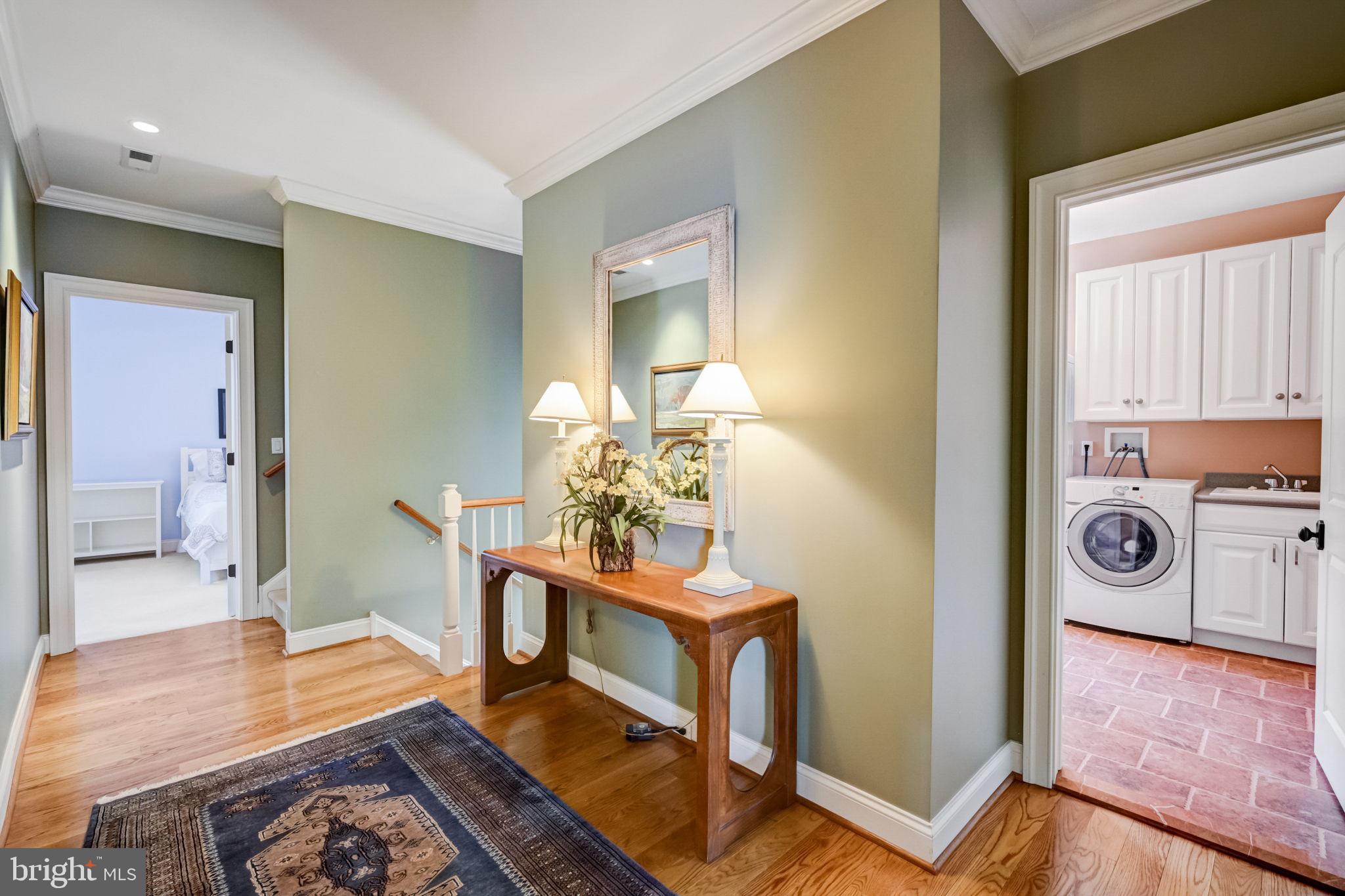 MEADOWBROOK - Residential