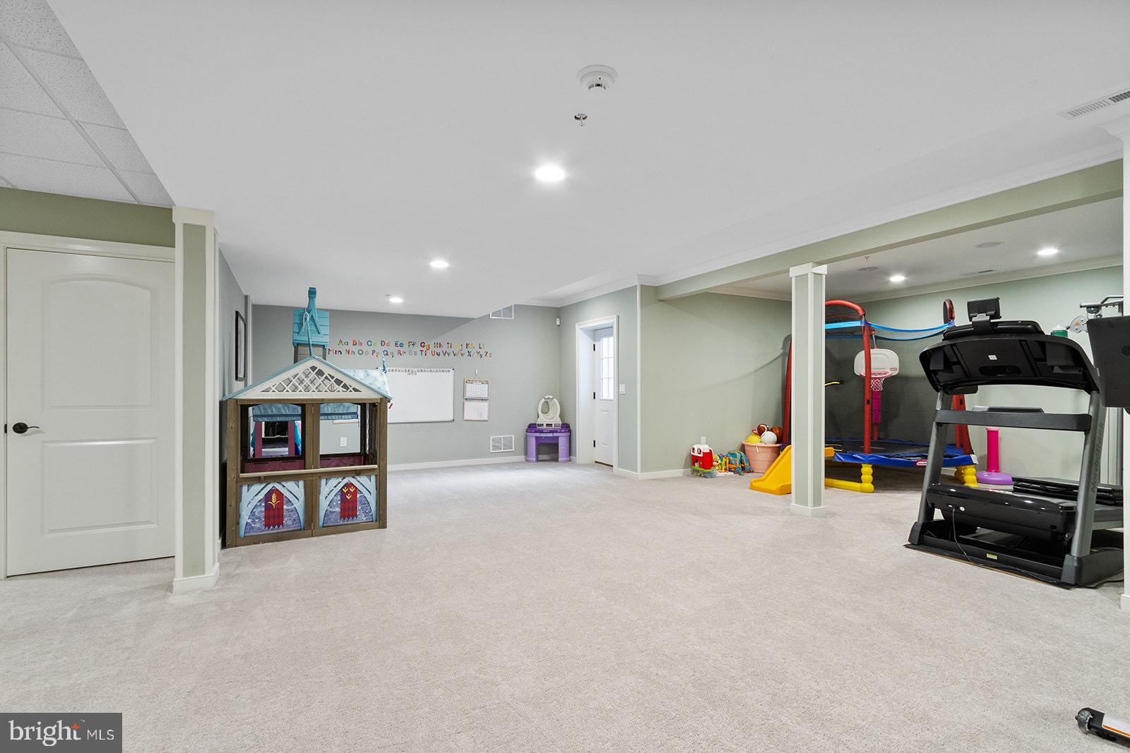 BEECHWOOD ESTATES - Residential