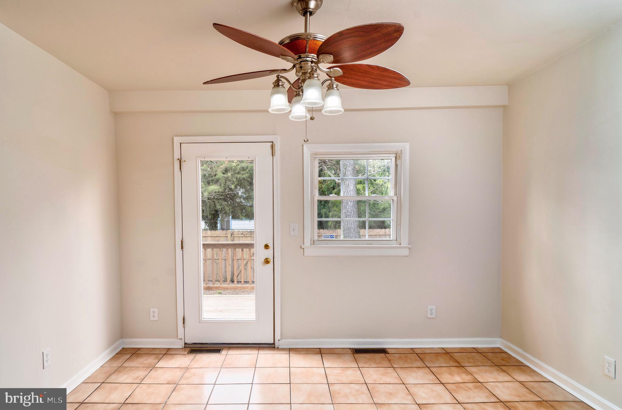 TOWN OF COLONIAL BEACH - Residential