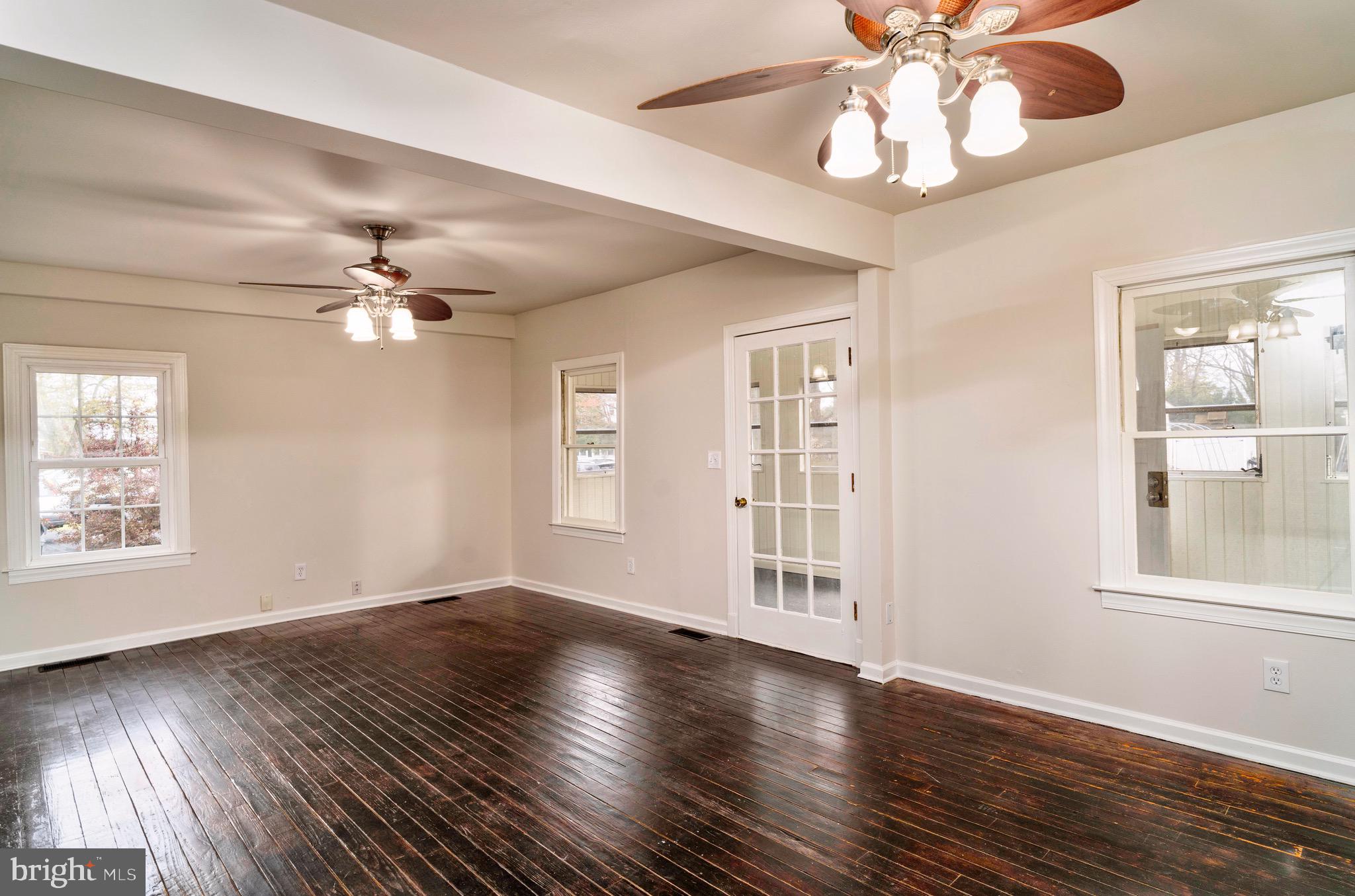 TOWN OF COLONIAL BEACH - Residential