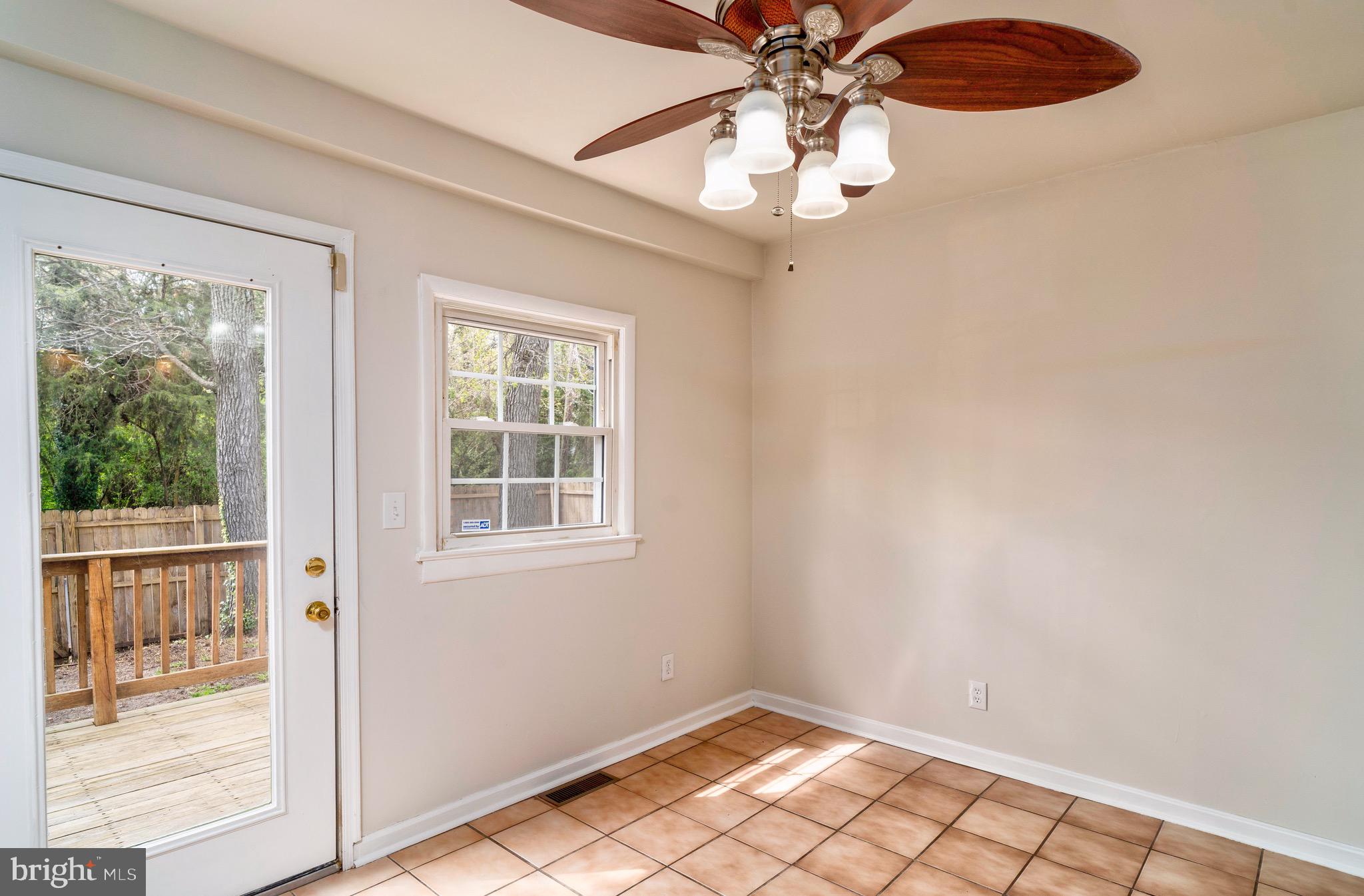 TOWN OF COLONIAL BEACH - Residential