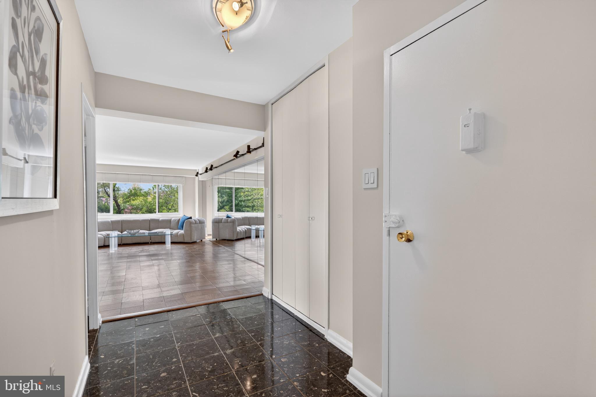 4201 CATHEDRAL AVENUE NW 1024E