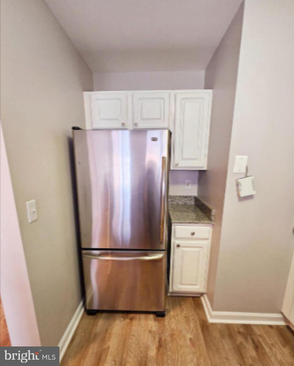 PIERSIDE AT HARBORVIEW - Residential Lease