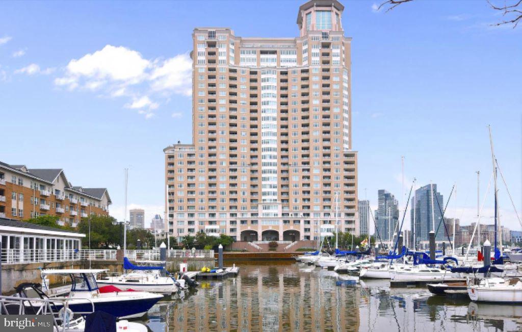 PIERSIDE AT HARBORVIEW - Residential Lease