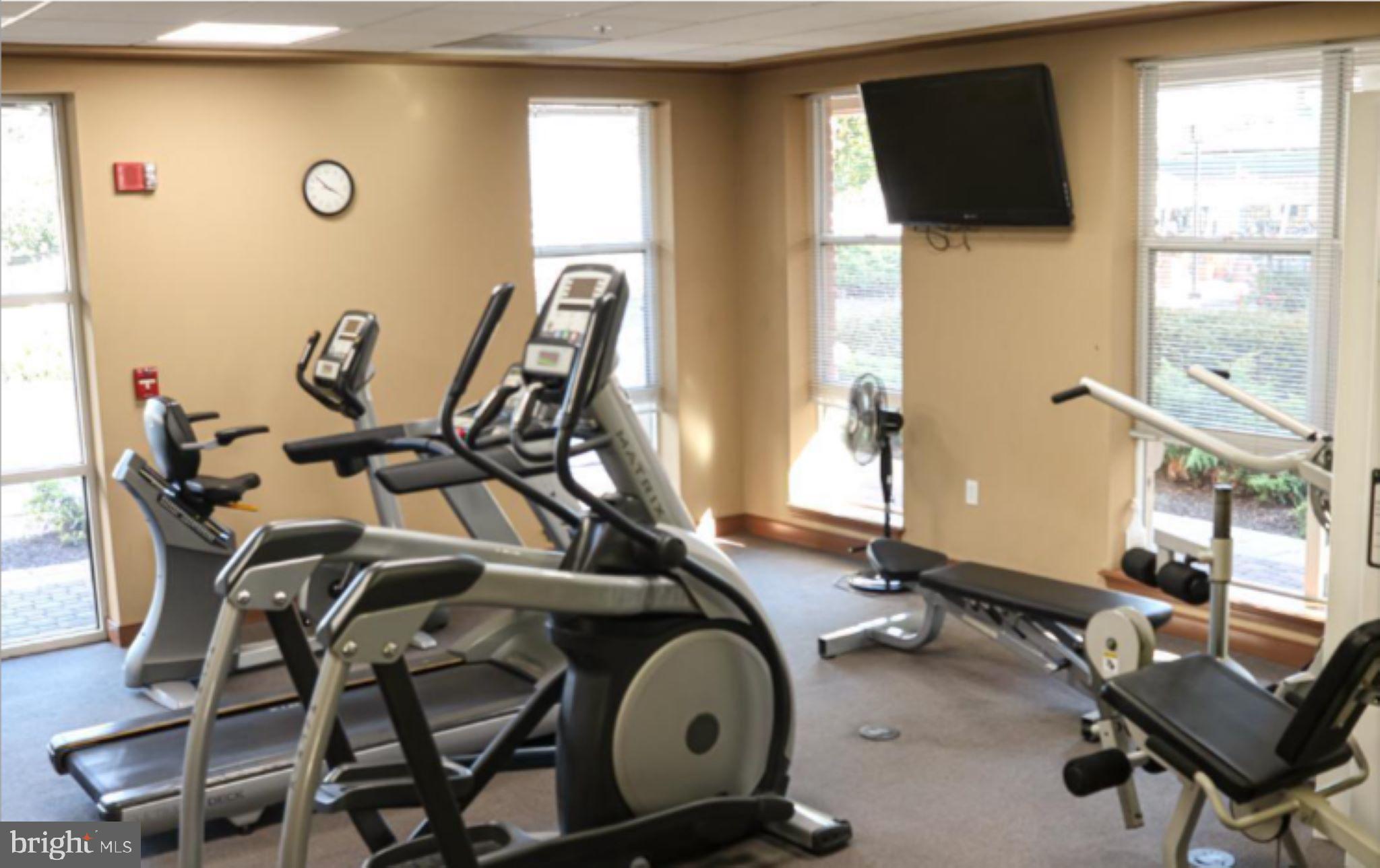 PIERSIDE AT HARBORVIEW - Residential Lease