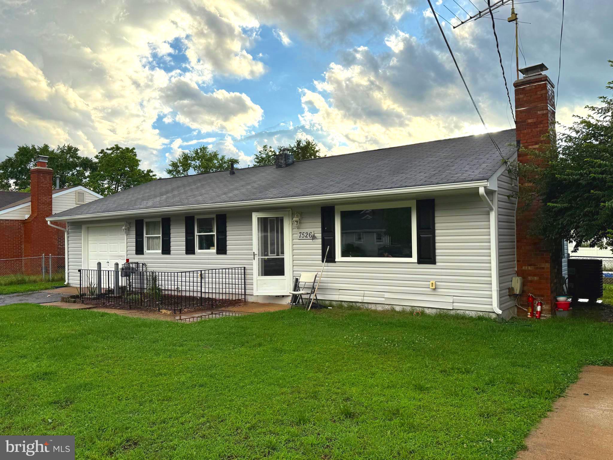 7526 ALBEMARLE DRIVE