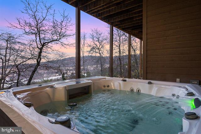 MASSANUTTEN - Residential