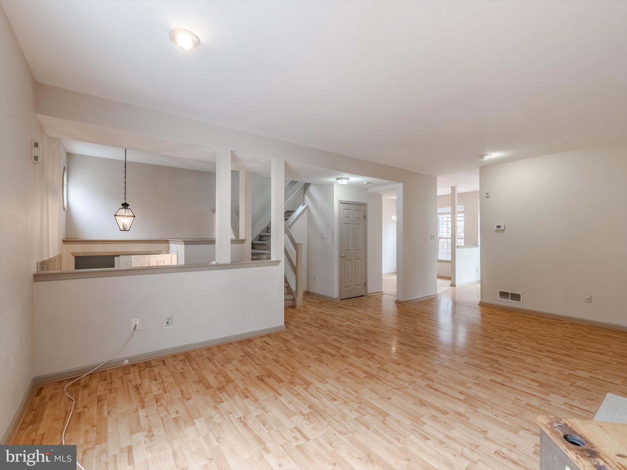 ROXBOROUGH - Residential