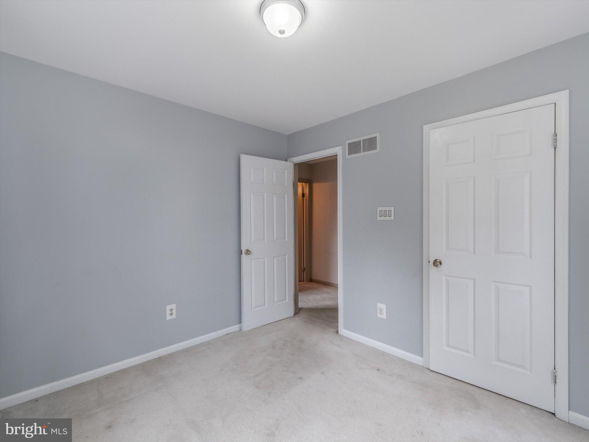 ROXBOROUGH - Residential