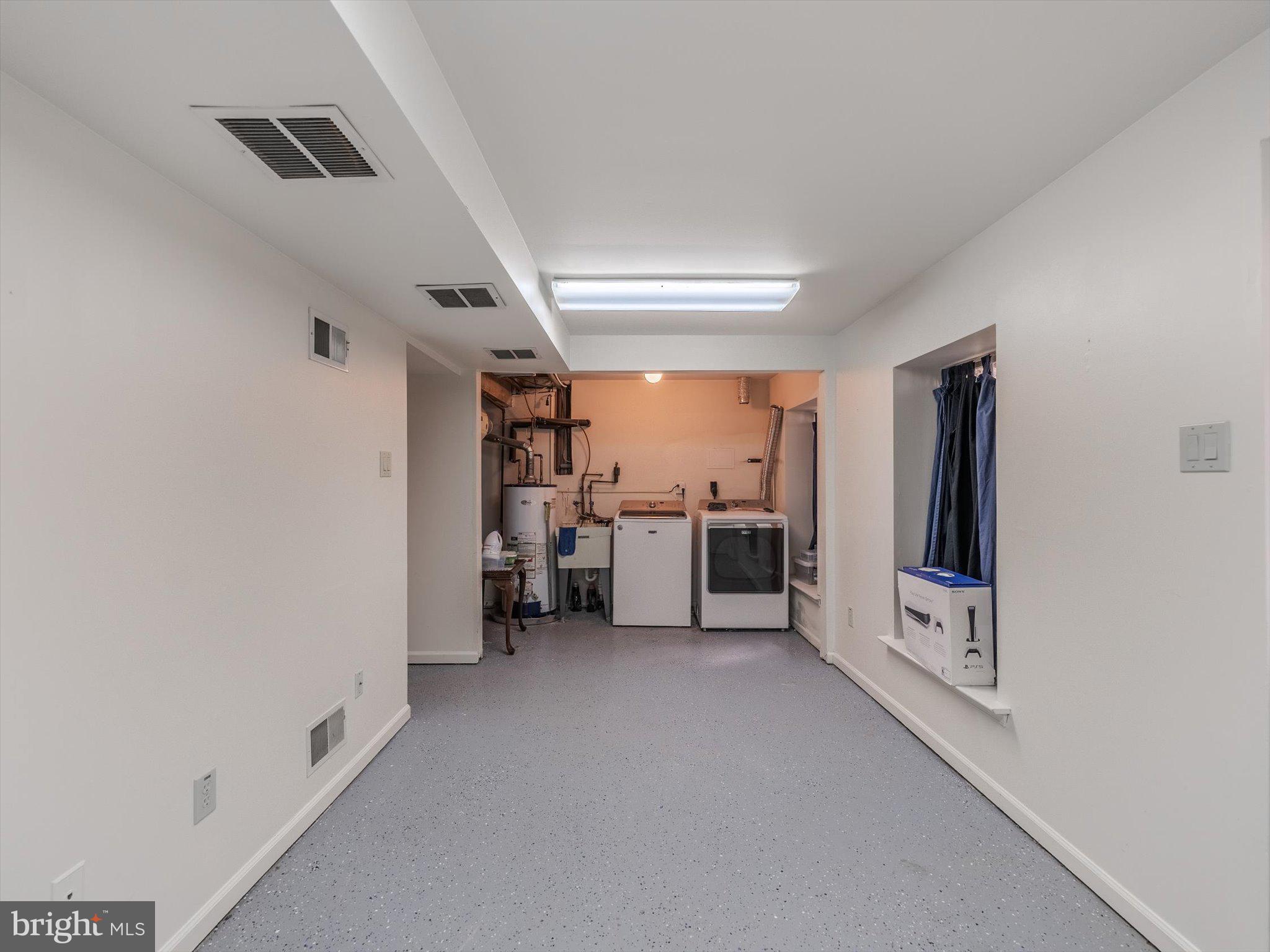 ROXBOROUGH - Residential