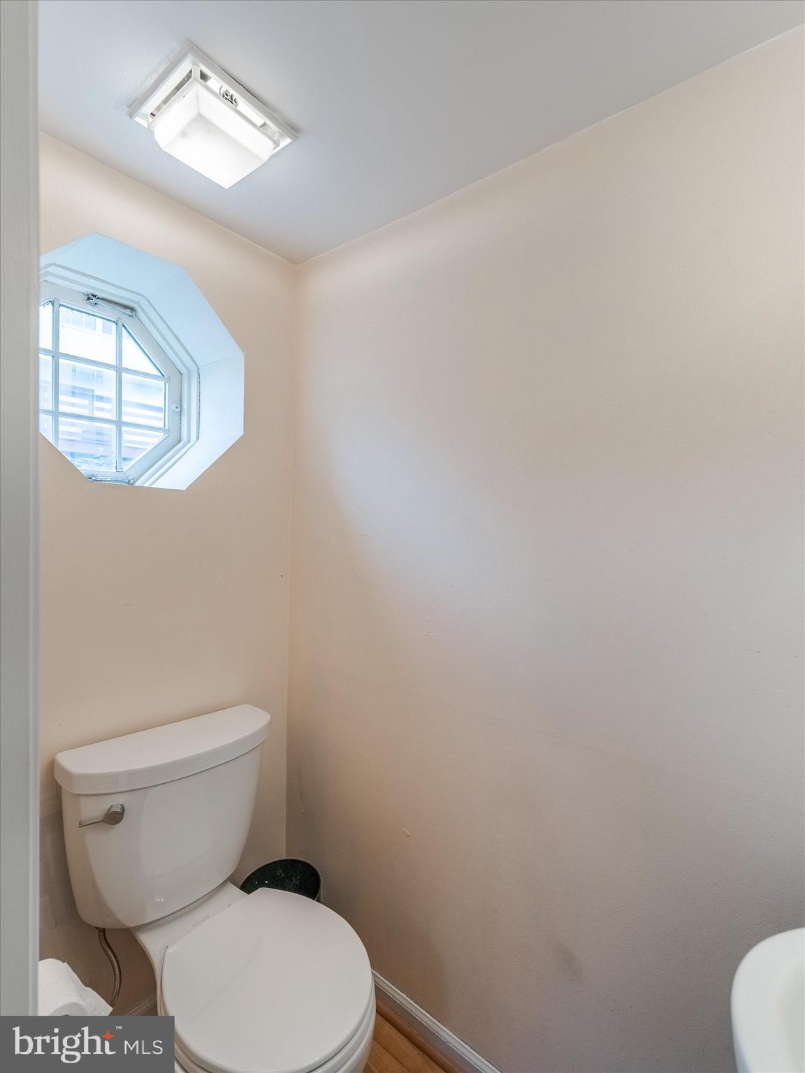 ROXBOROUGH - Residential