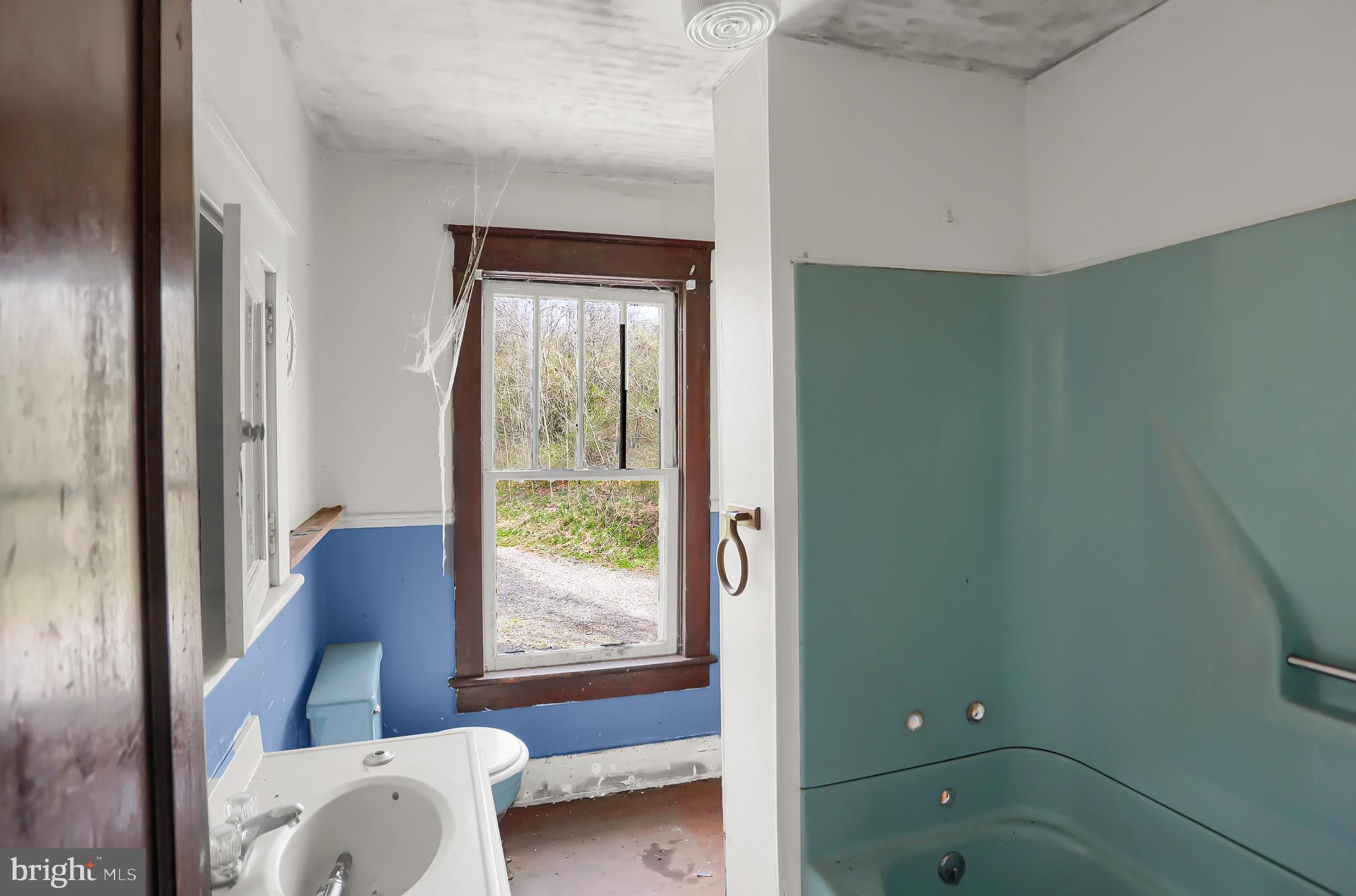 NONE AVAILABLE - Land