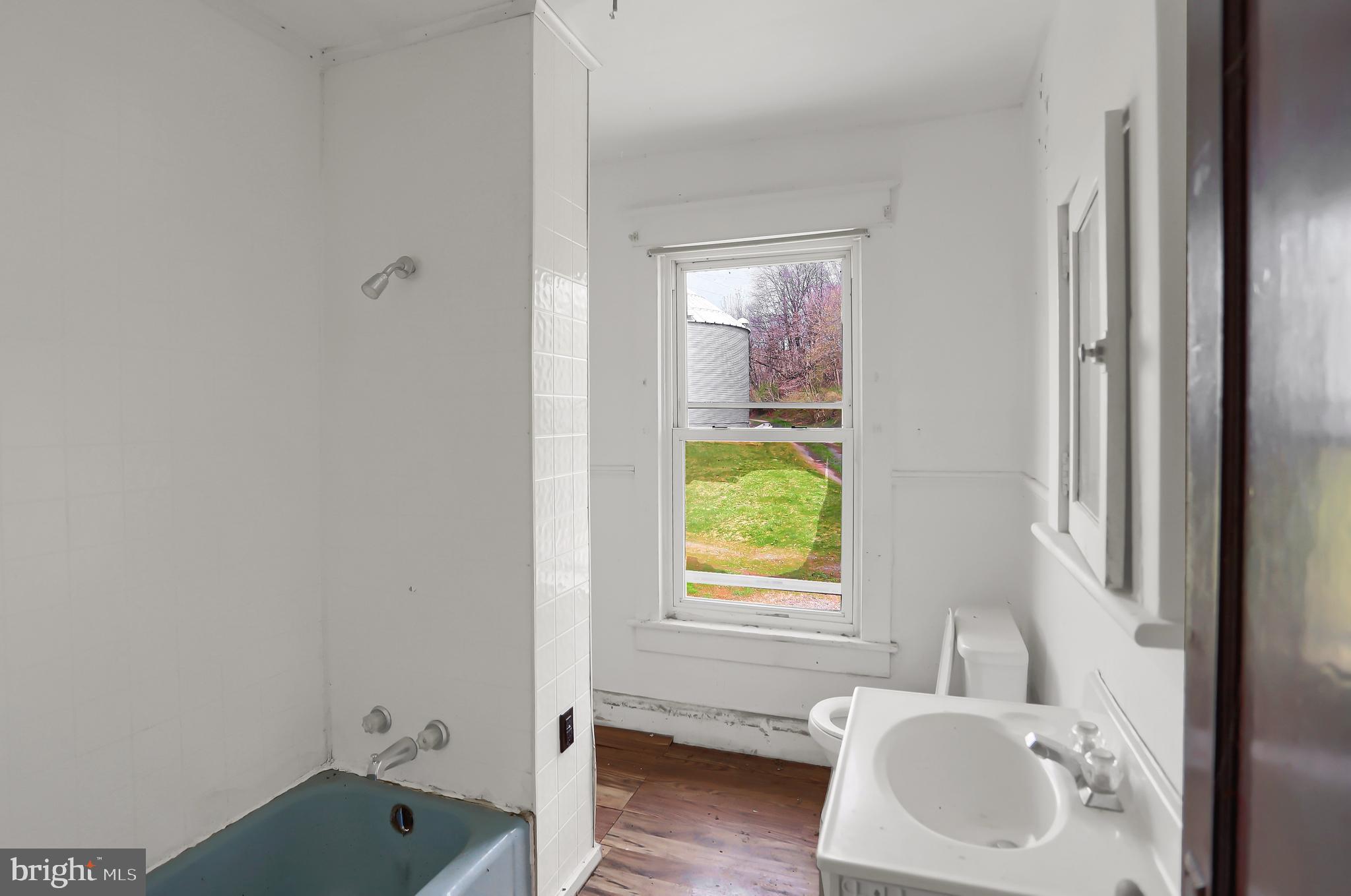 NONE AVAILABLE - Land