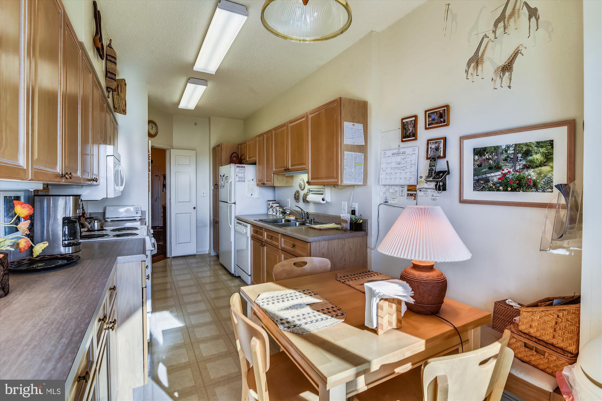 LANSDOWNE WOODS LEISURE WORLD - Residential