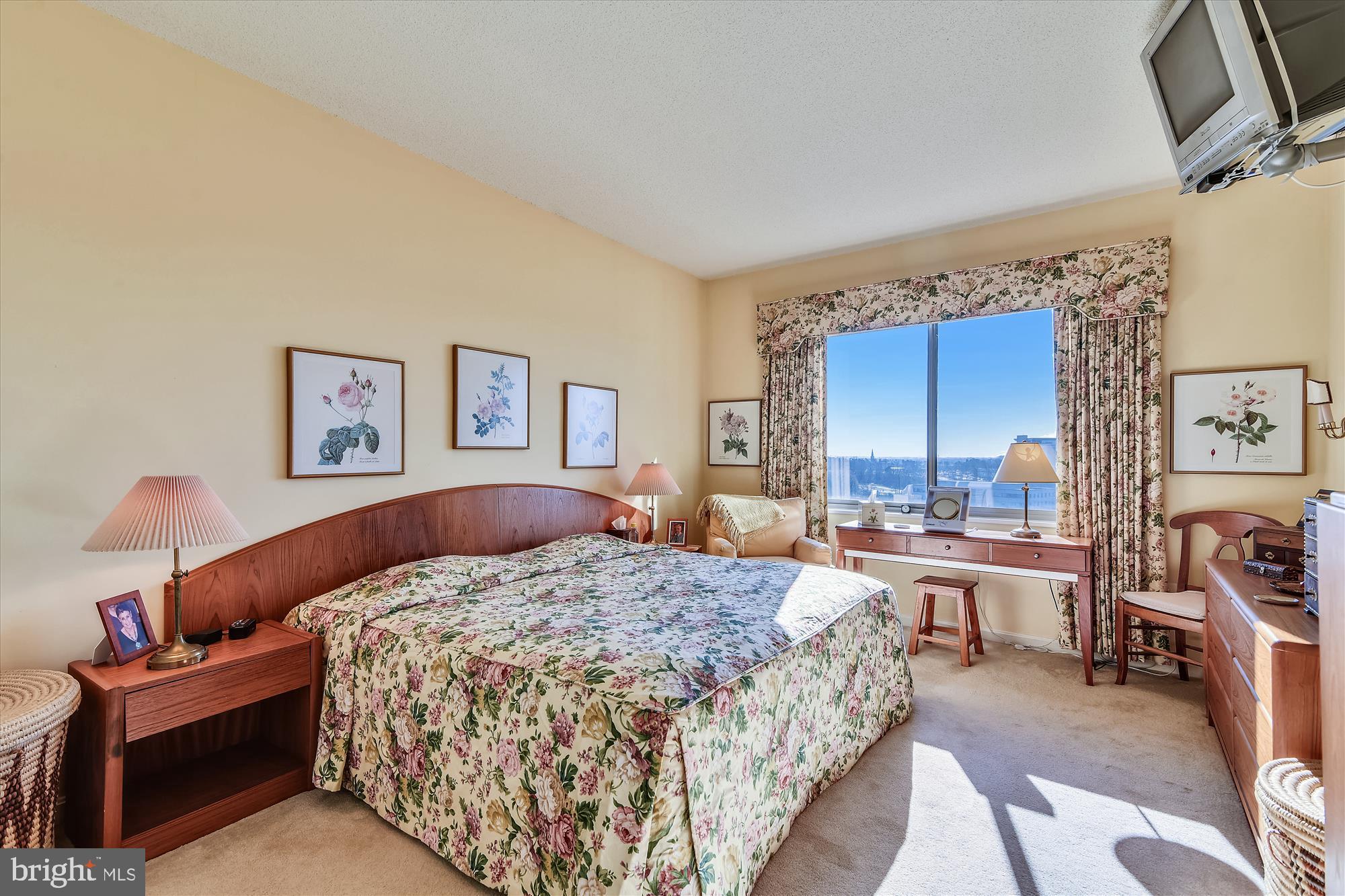 LANSDOWNE WOODS LEISURE WORLD - Residential