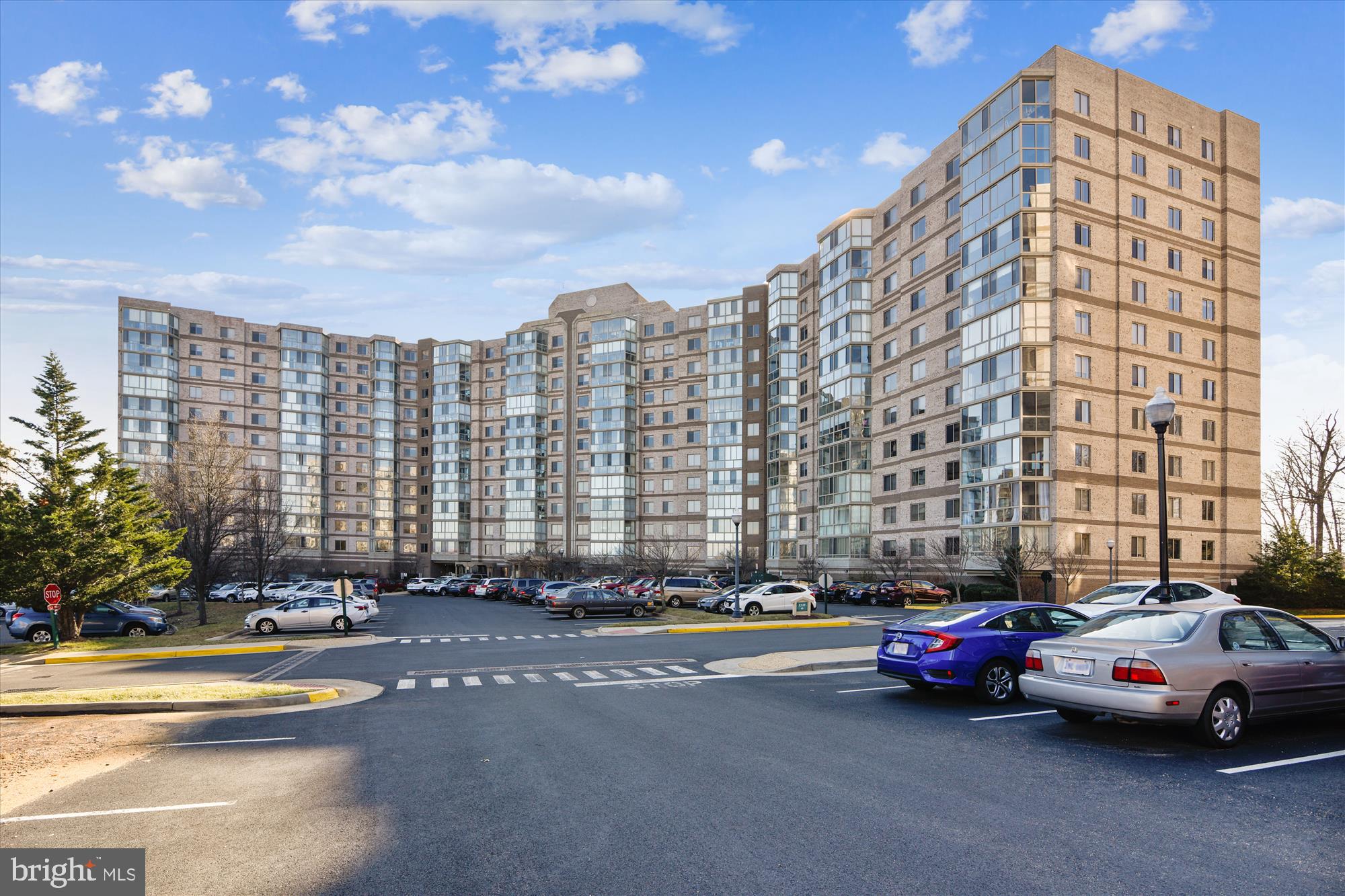 LANSDOWNE WOODS LEISURE WORLD - Residential