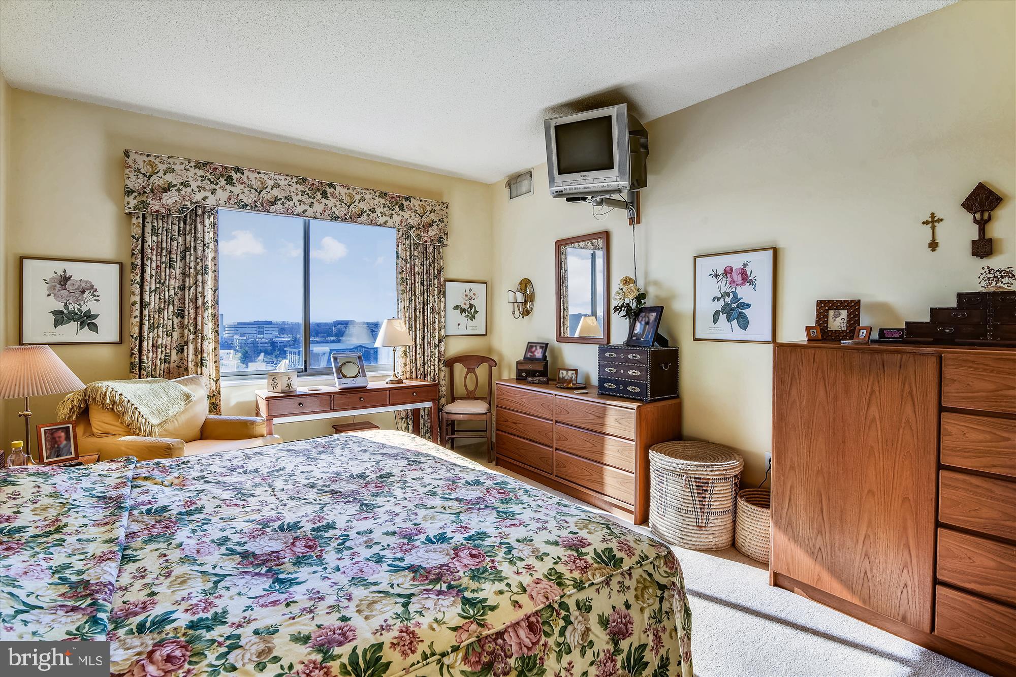 LANSDOWNE WOODS LEISURE WORLD - Residential