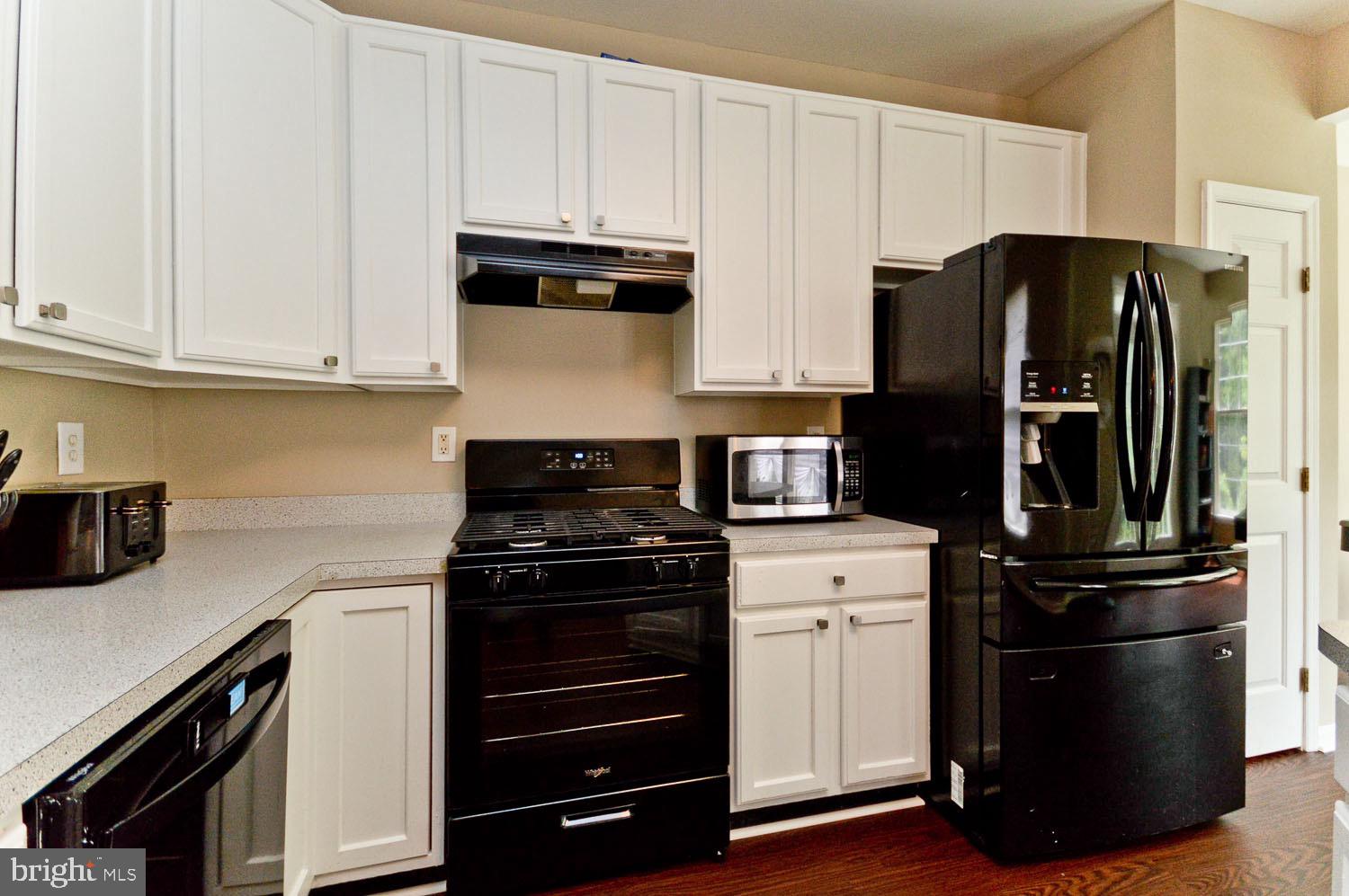 SUMMIT CREEK - Residential