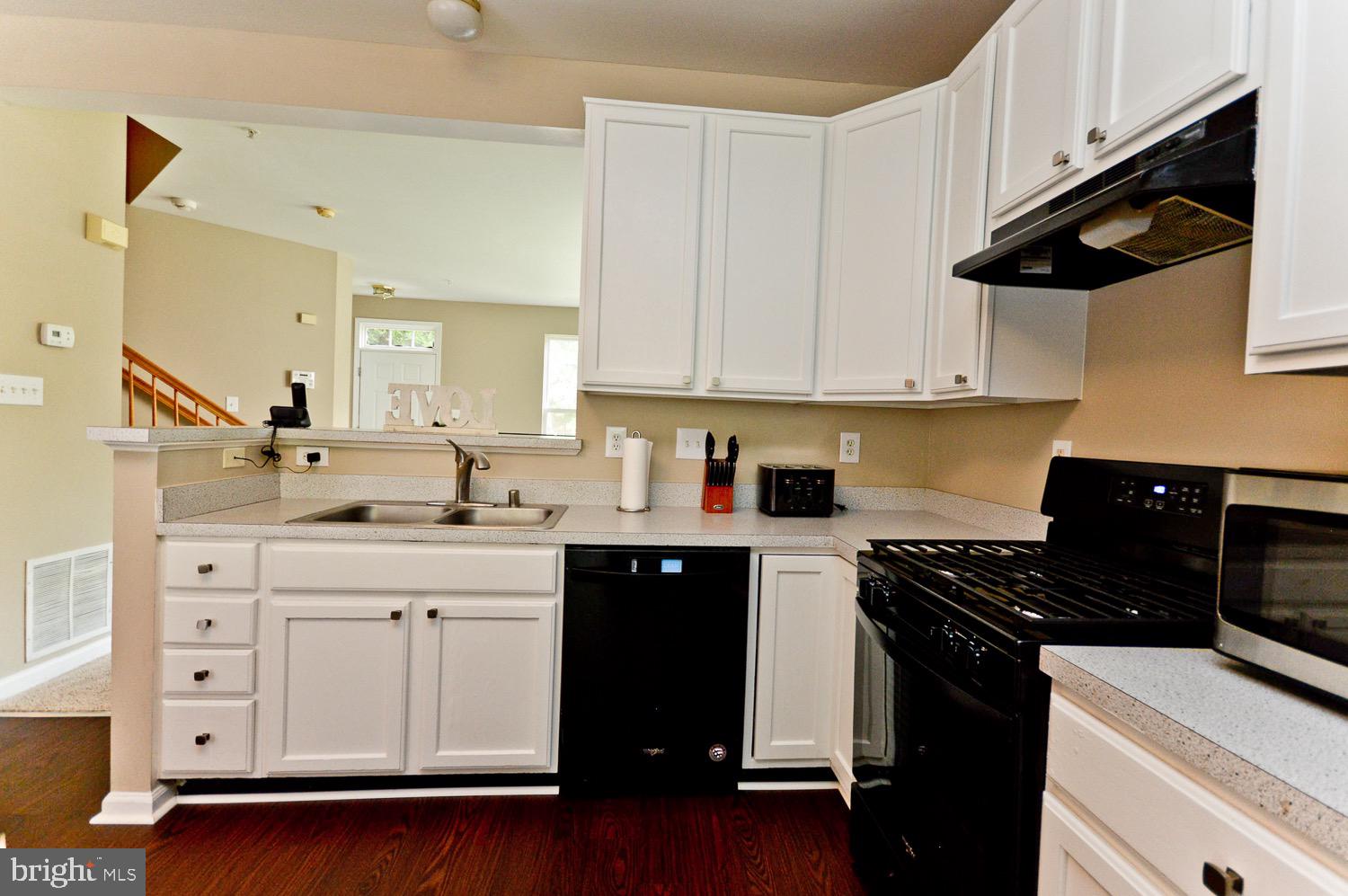 SUMMIT CREEK - Residential