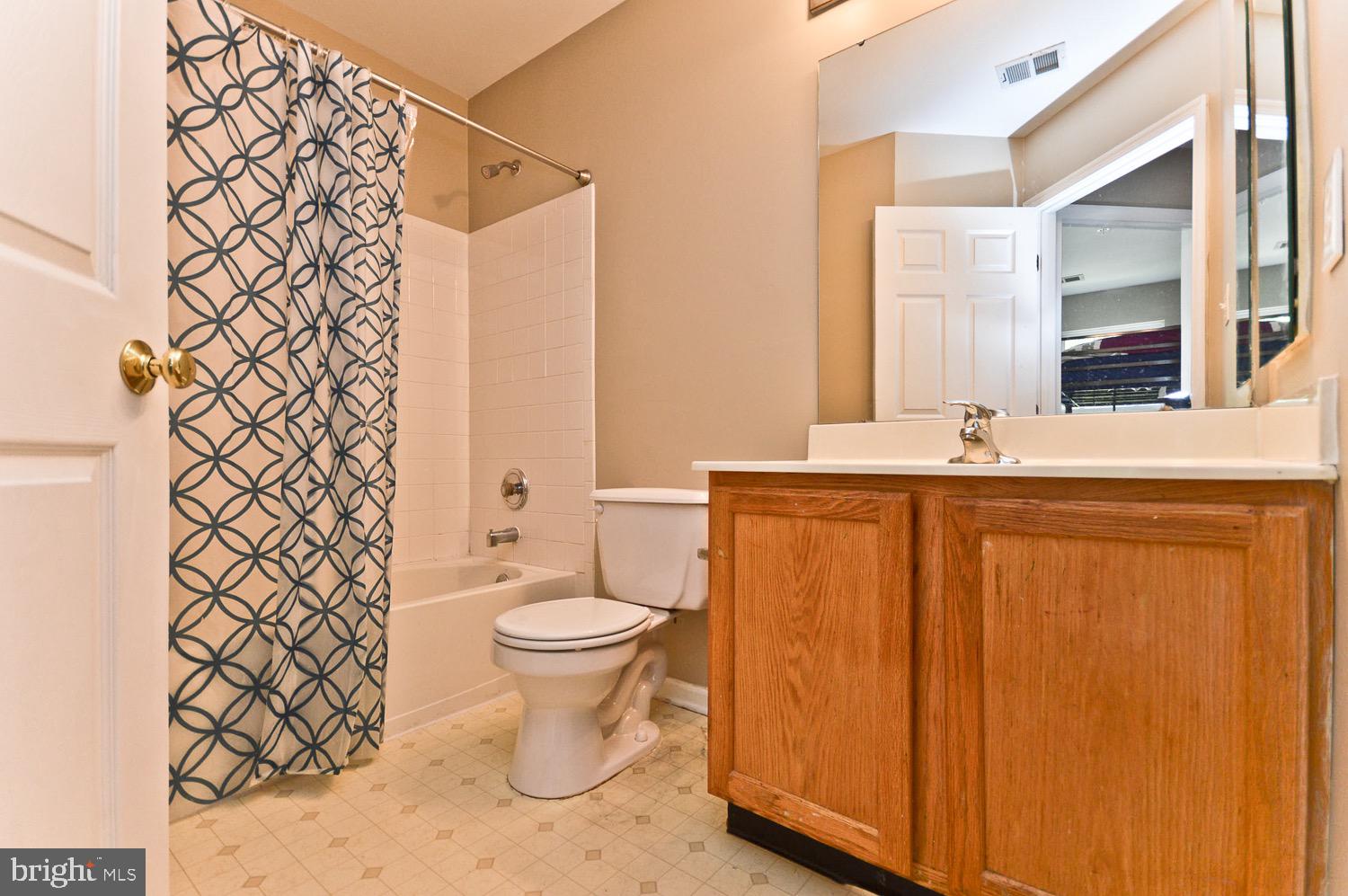 SUMMIT CREEK - Residential